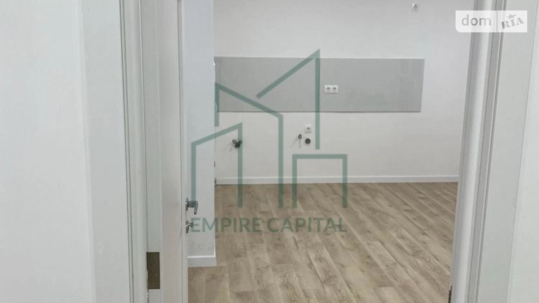 Продается 1-комнатная квартира 47.5 кв. м в Львове, ул. Шевченко Тараса