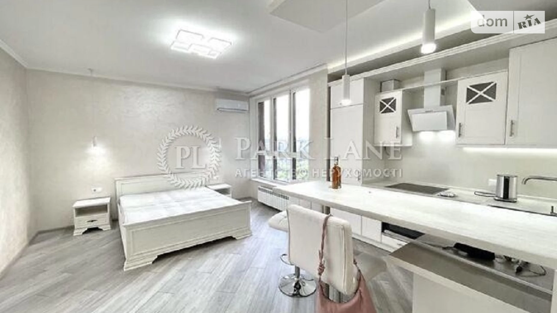 Продается 1-комнатная квартира 32 кв. м в Киеве, ул. Набережно-Рыбальская, 27 - фото 2