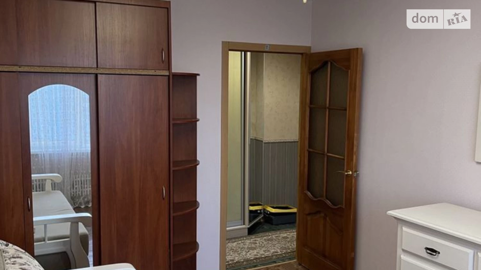 Продается 3-комнатная квартира 65 кв. м в Харькове, ул. Амосова