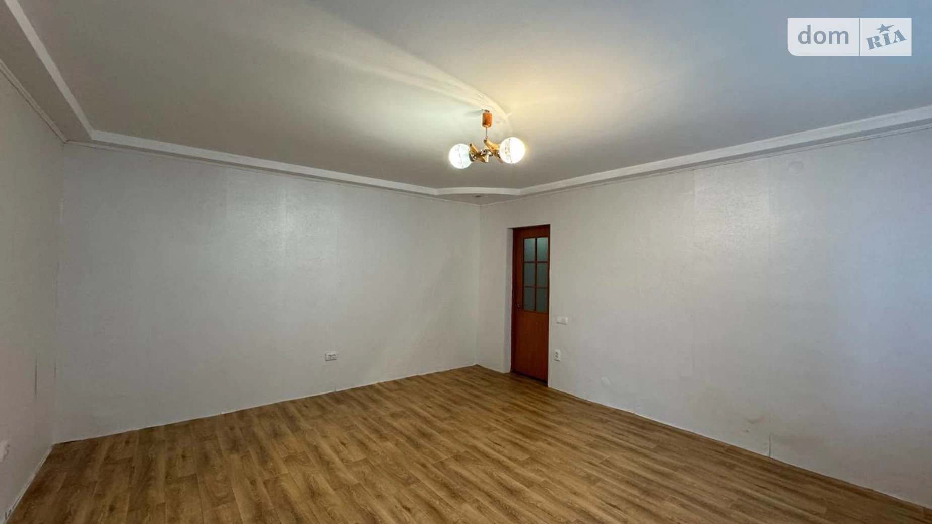Продается 2-комнатная квартира 60.5 кв. м в Полтаве, ул. Сретенская