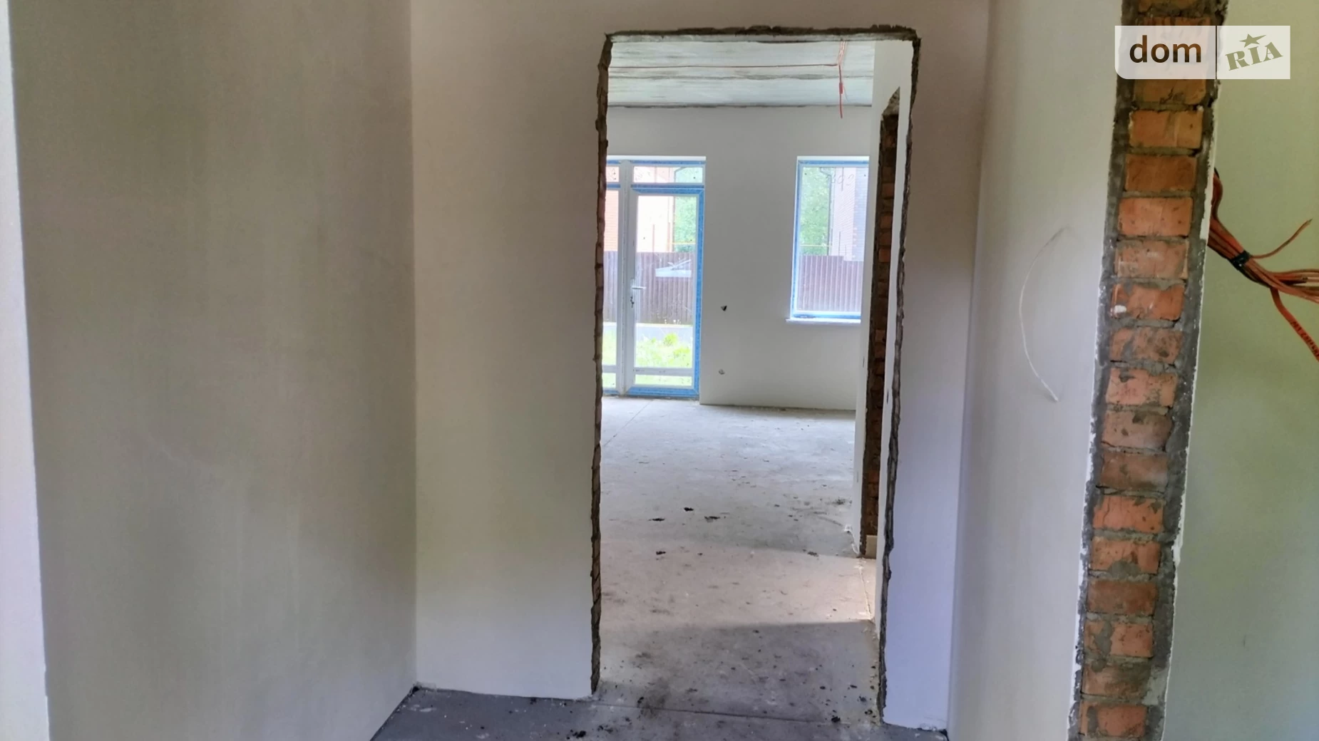 Продается дом на 2 этажа 125 кв. м с бассейном, цена: 92000 $ - фото 5