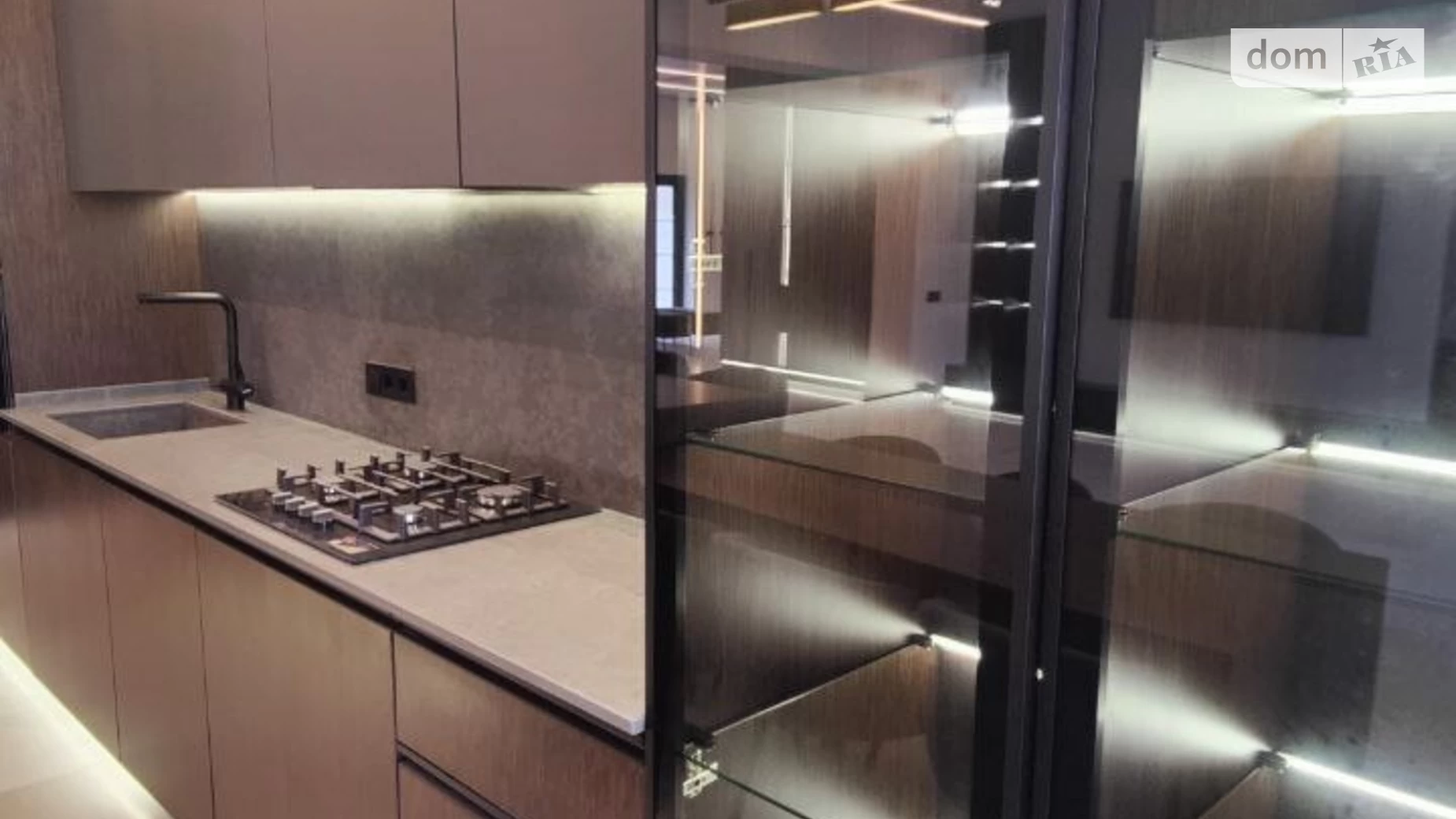 Продается дом на 2 этажа 220 кв. м с беседкой, цена: 525000 $ - фото 4
