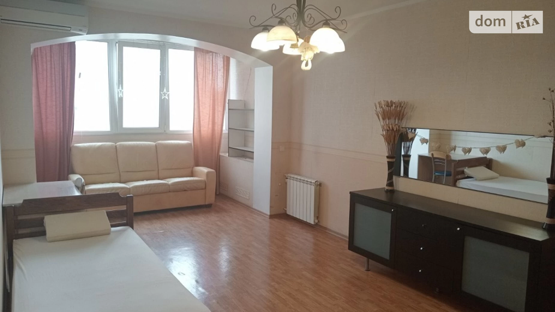 Продается 3-комнатная квартира 82 кв. м в Киеве, ул. Анны Ахматовой, 15 - фото 3