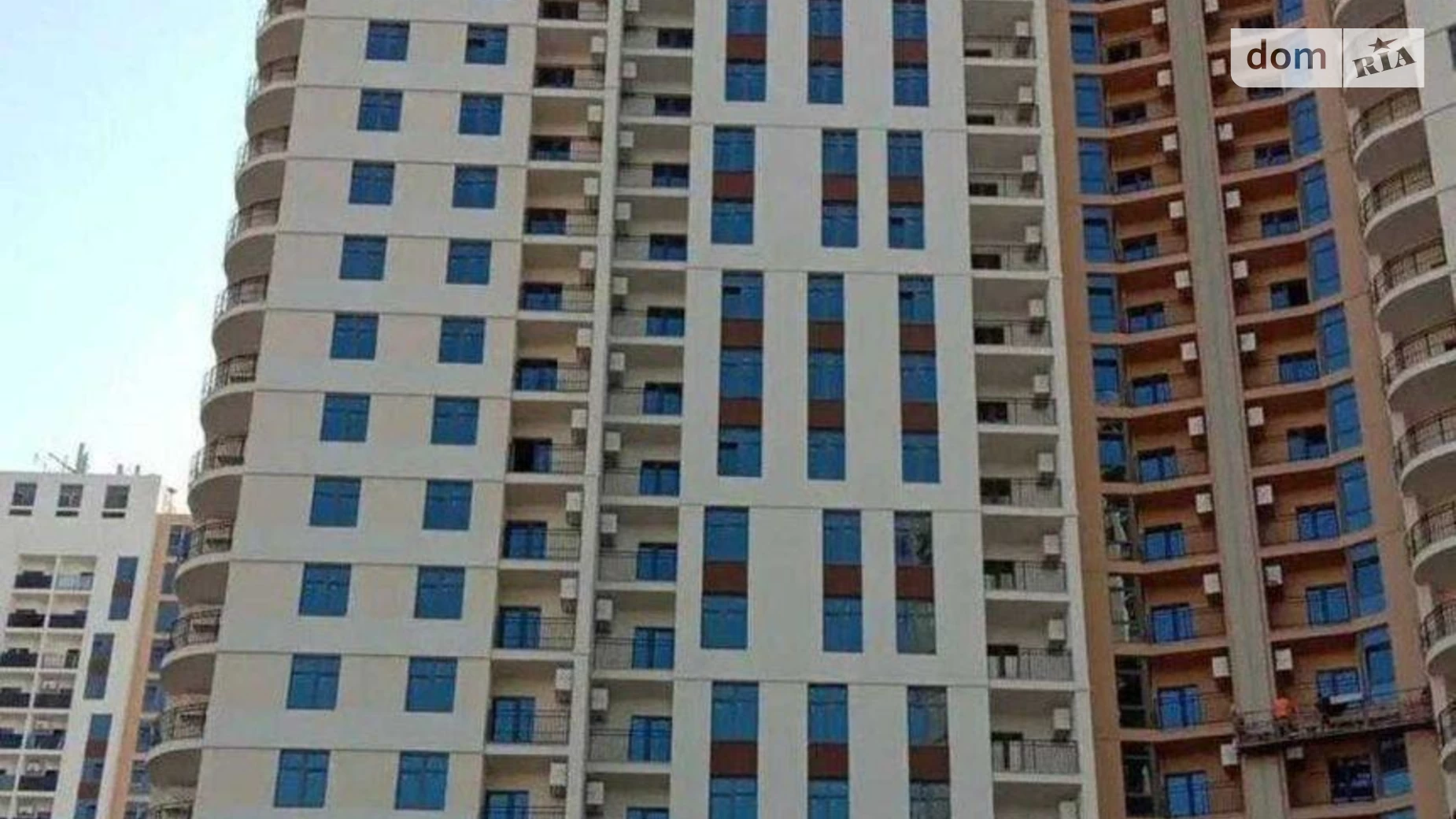 Продается 1-комнатная квартира 42 кв. м в Одессе, ул. Краснова, 3 корпус 7 - фото 4