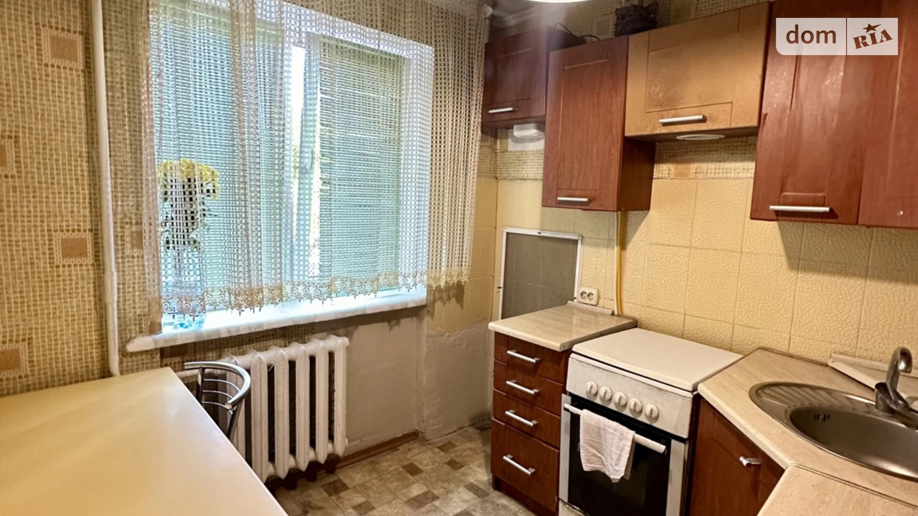 Продается 1-комнатная квартира 30 кв. м в Ровно, ул. Князя Романа - фото 2