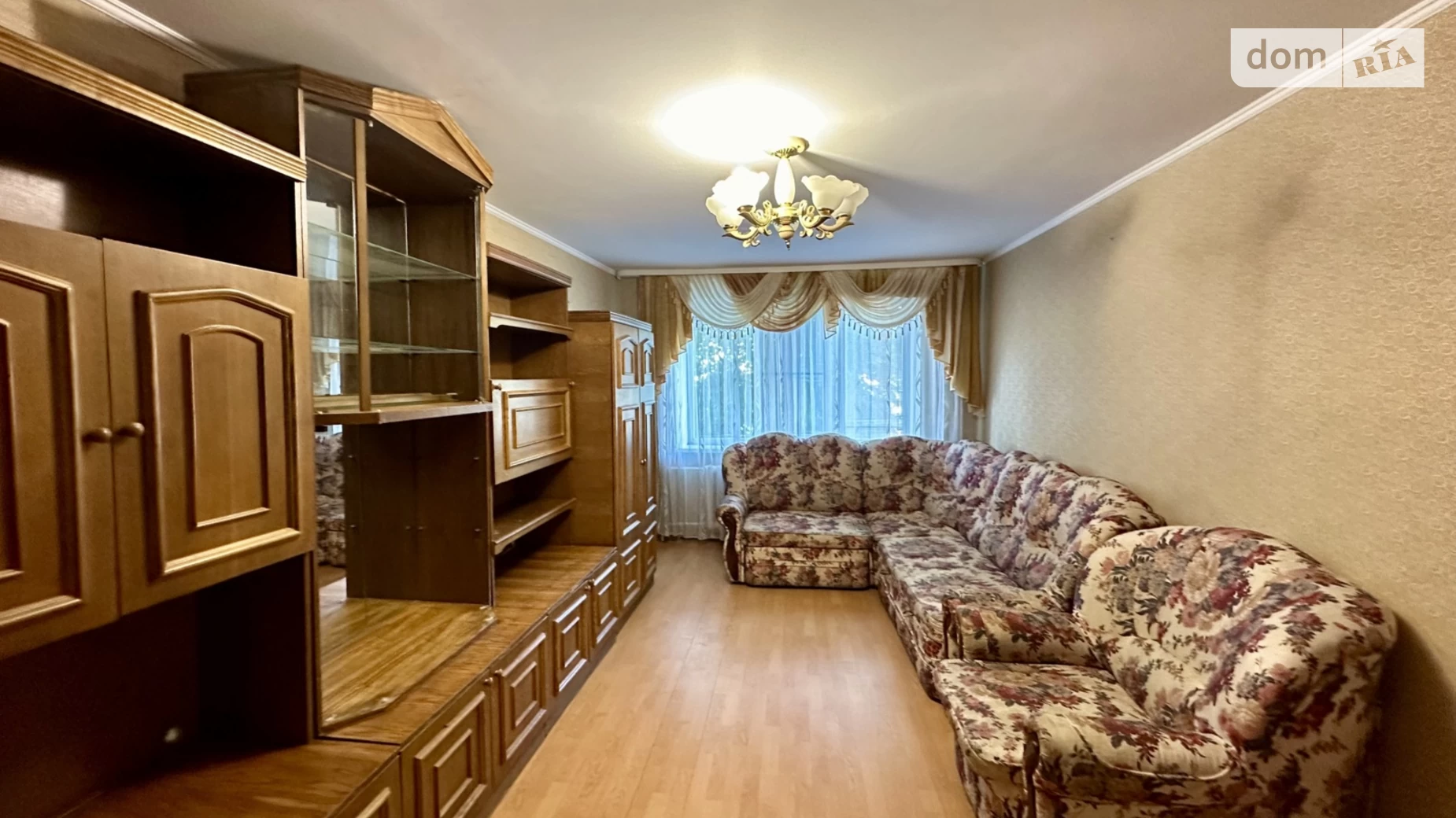 Продається 1-кімнатна квартира 30 кв. м у Рівному, вул. Князя Романа