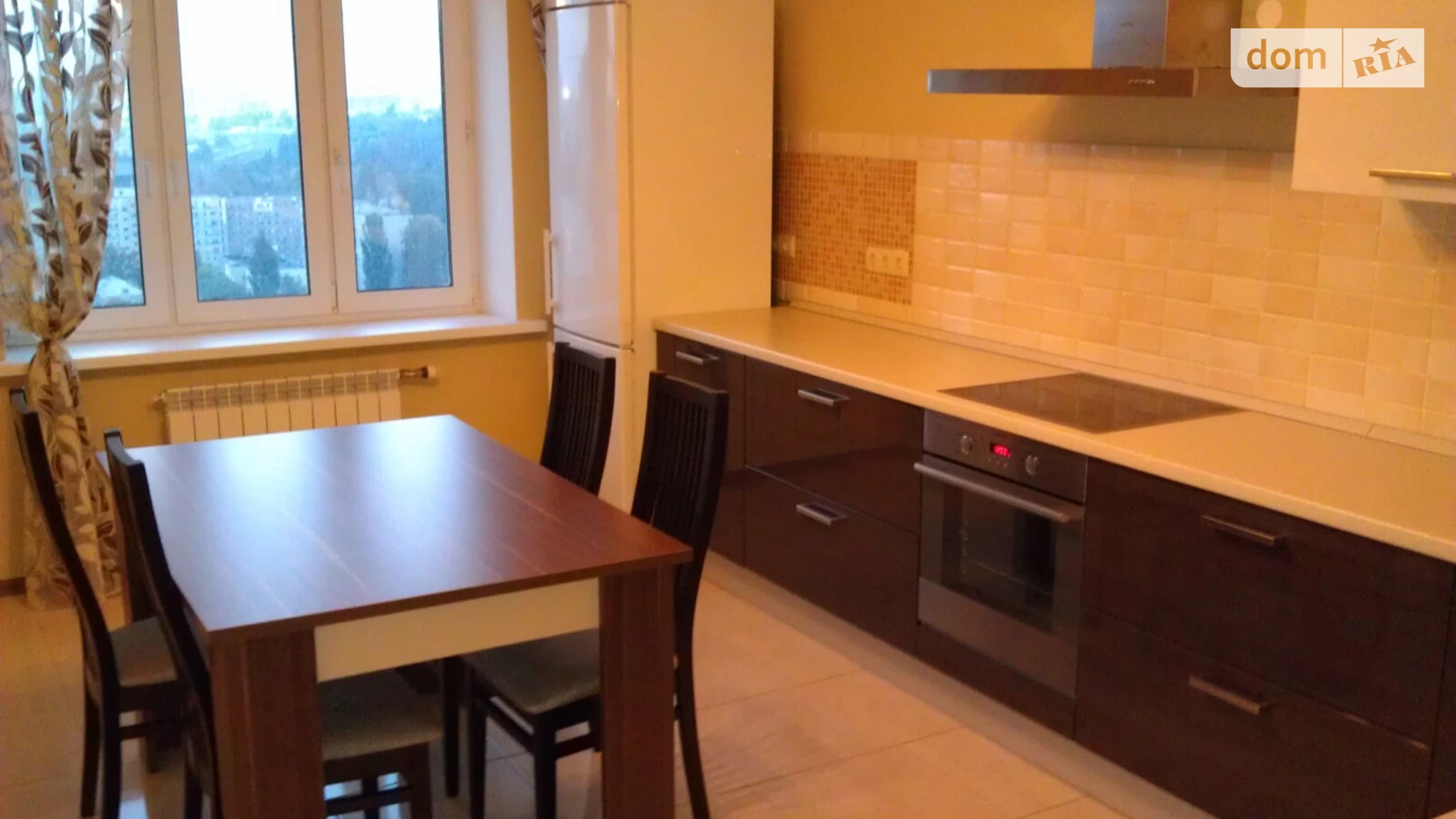 Сдается в аренду 3-комнатная квартира 112 кв. м в Киеве, ул. Нежинская, 5 - фото 2