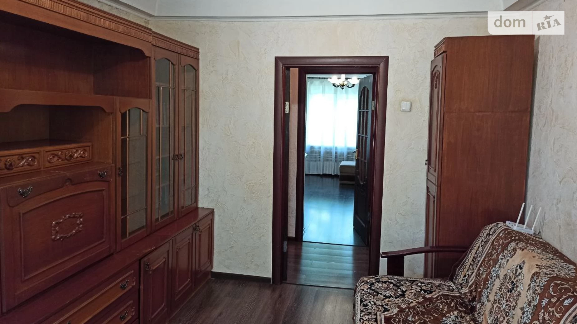 Продается 2-комнатная квартира 45.8 кв. м в Киеве, ул. Тополевая, 6