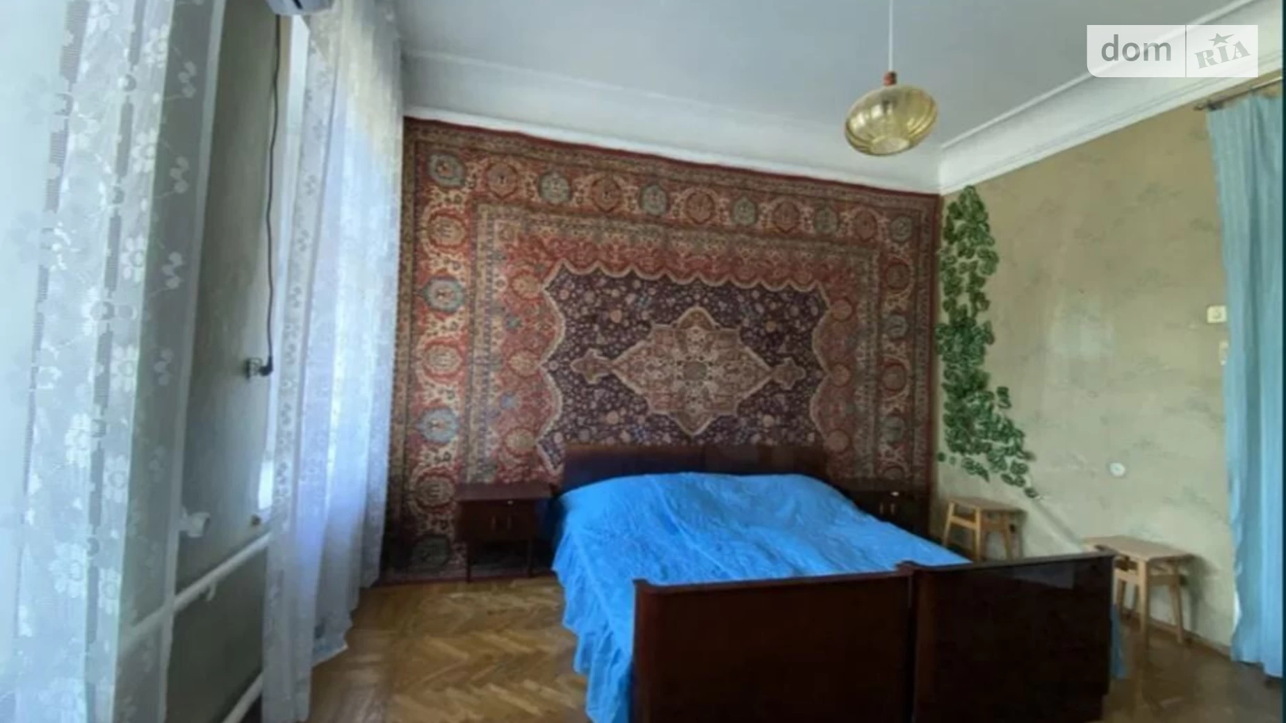 Продается 2-комнатная квартира 34 кв. м в Одессе, ул. Приморская