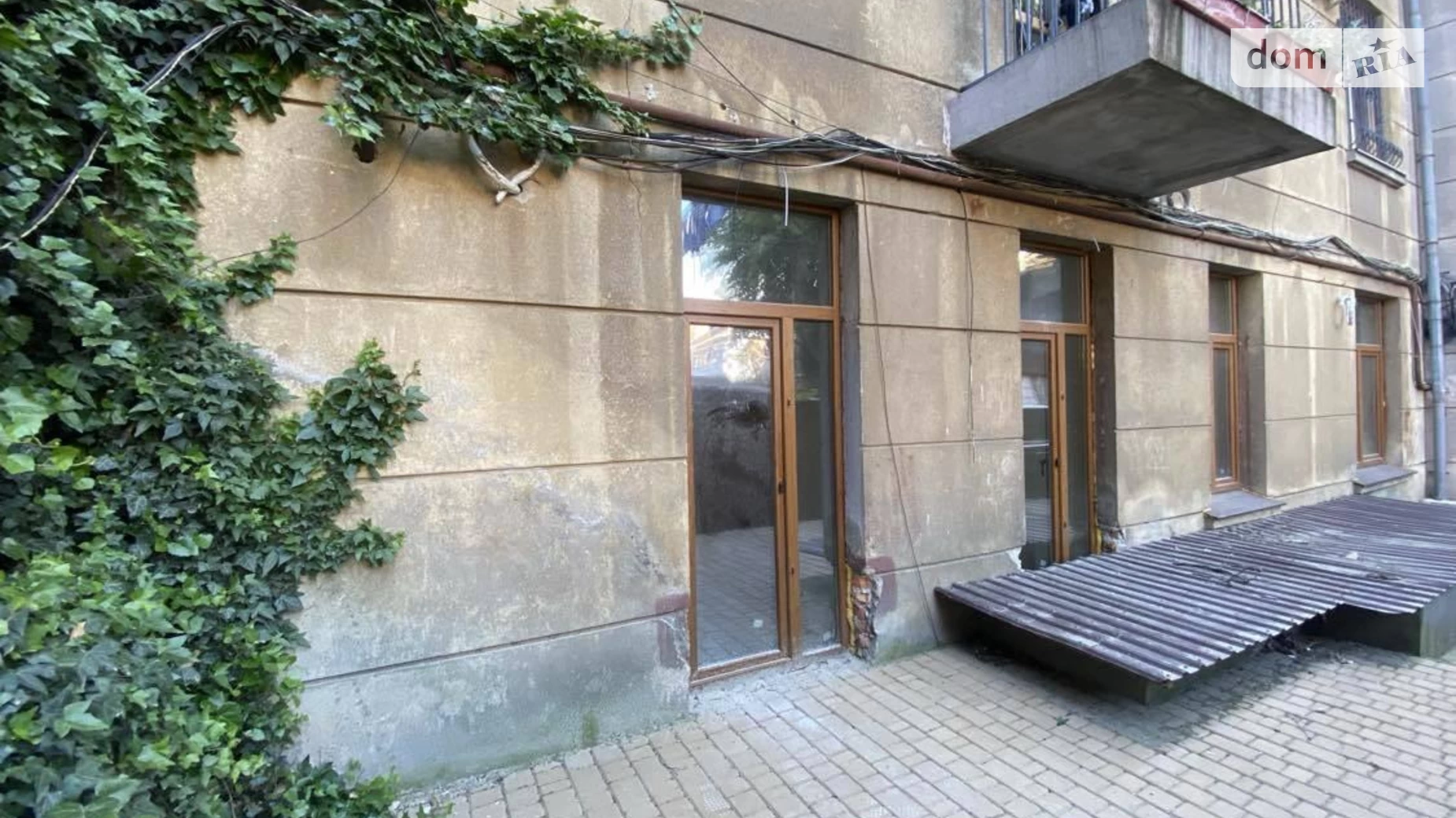 Продается 1-комнатная квартира 41 кв. м в Одессе, ул. Коблевская