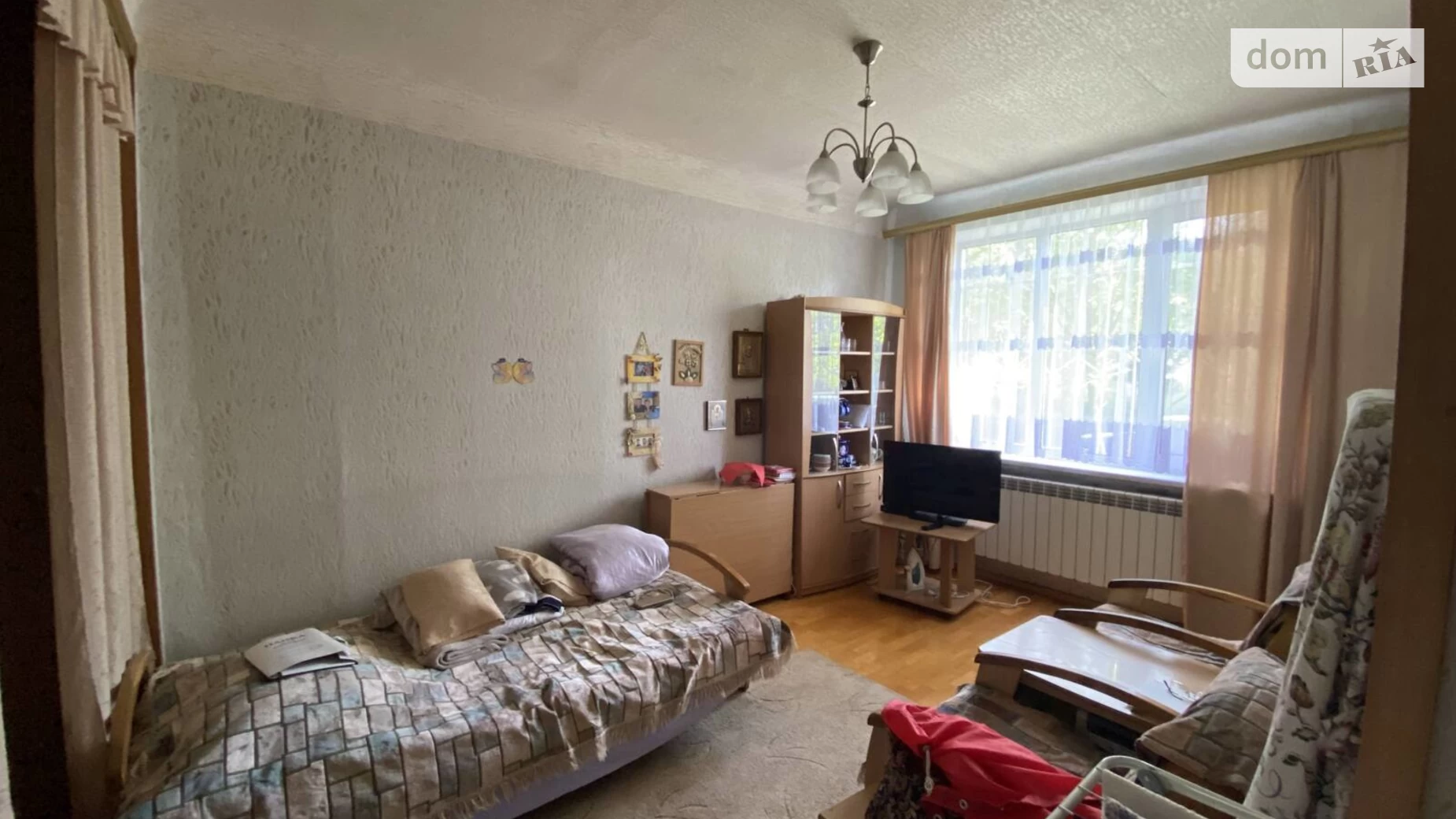 Продается 1-комнатная квартира 33.5 кв. м в Киеве, ул. Голды Меир(Краснодарская)