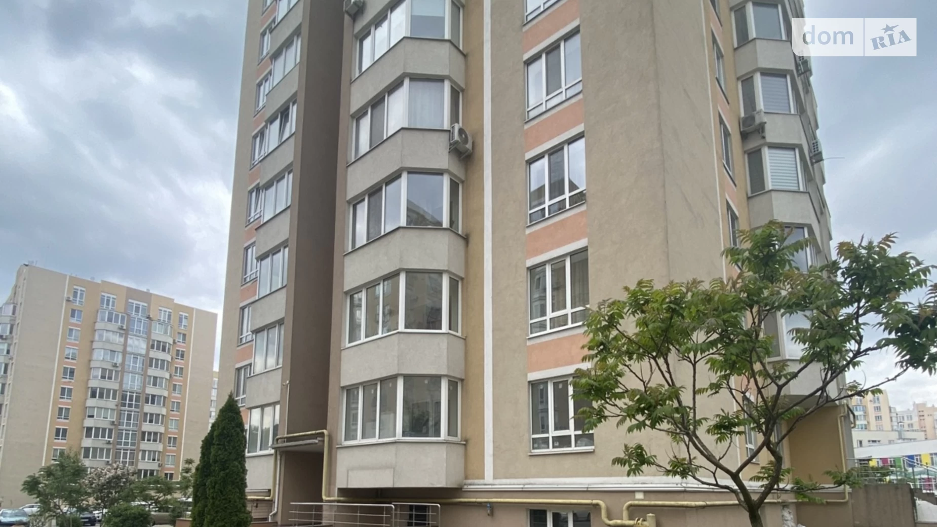 Продается 1-комнатная квартира 56.3 кв. м в Святопетровское, бул. Леси Украинки, 10Б