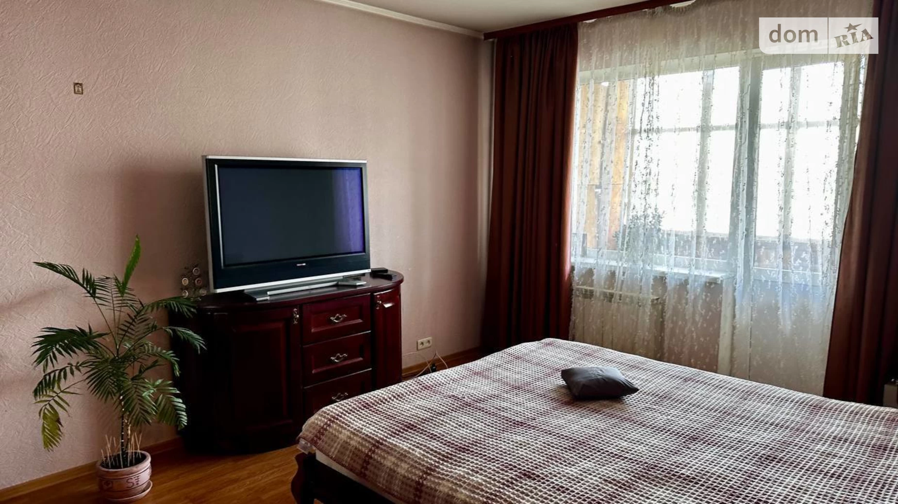 Продається 4-кімнатна квартира 96 кв. м у Києві, просп. Романа Шухевича(Генерала Ватутіна) - фото 4