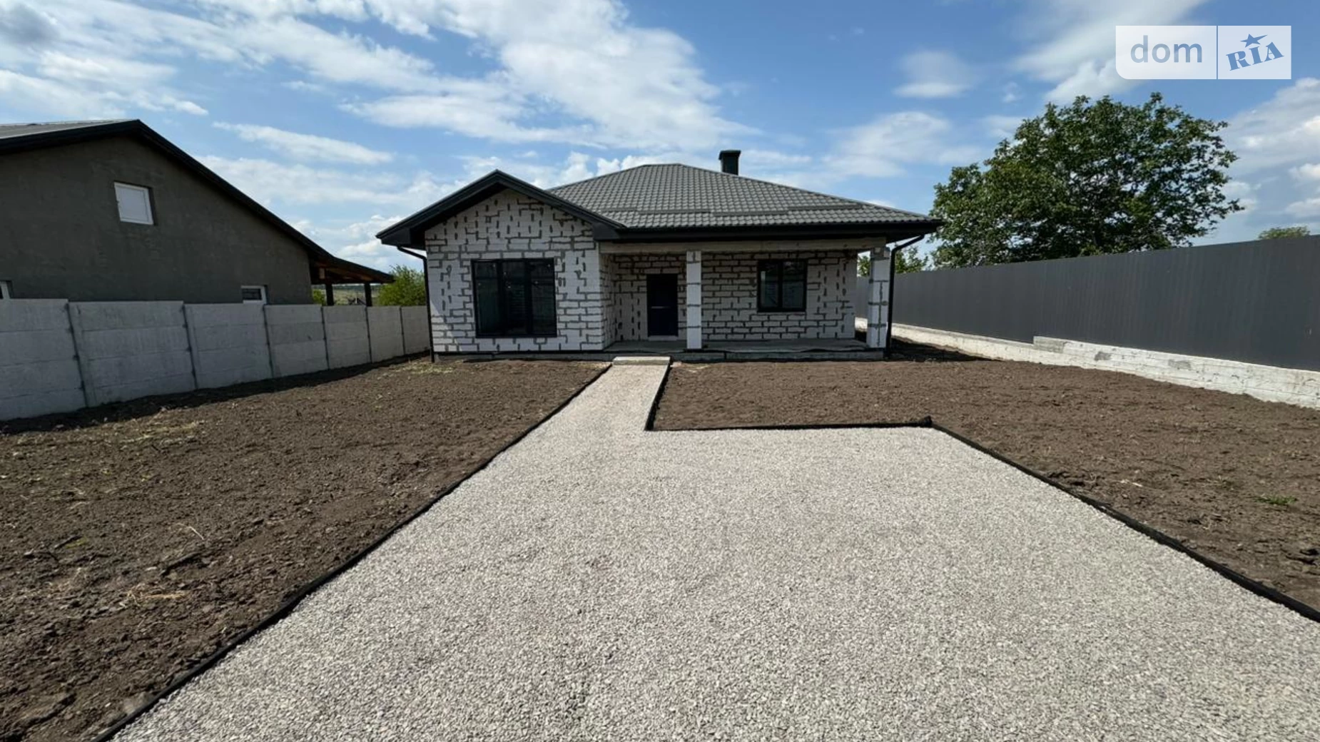 Продается одноэтажный дом 142 кв. м с беседкой, цена: 75000 $ - фото 4