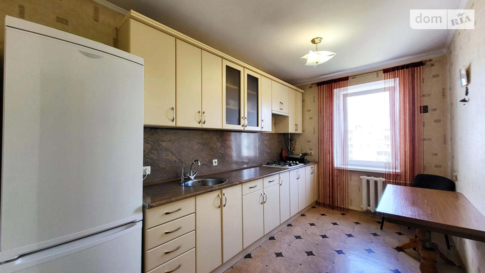 Продается 3-комнатная квартира 66.2 кв. м в Виннице, ул. Келецкая - фото 2