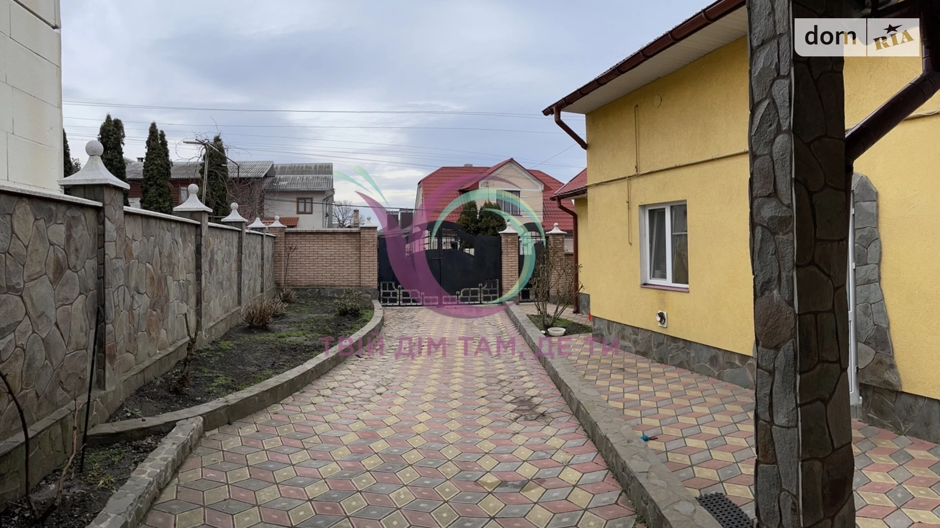 Продается дом на 2 этажа 250 кв. м с мебелью, цена: 195000 $ - фото 2