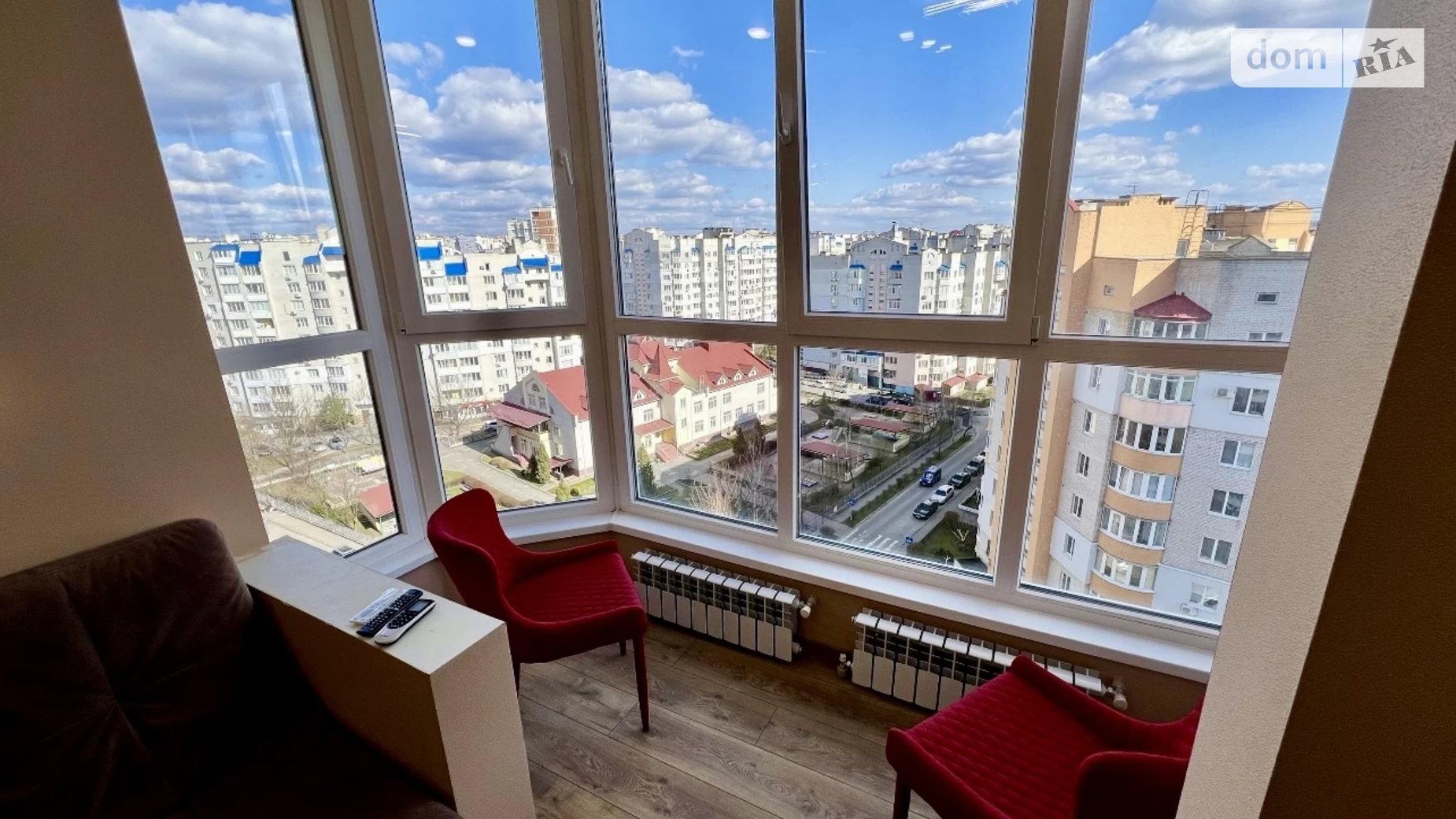 Продается 2-комнатная квартира 68 кв. м в Виннице, ул. Пирогова, 16