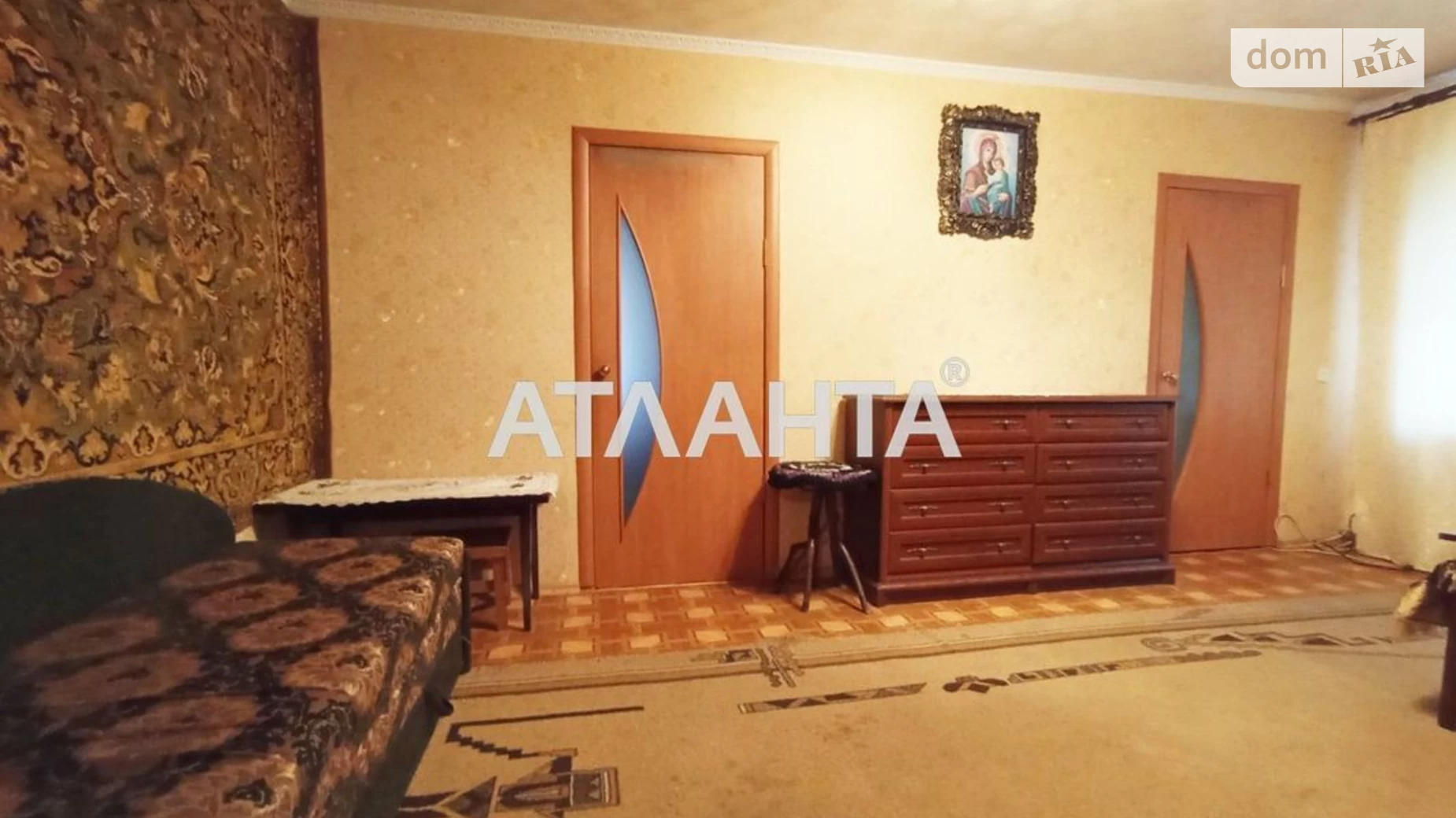 Продается 3-комнатная квартира 45.6 кв. м в Беляевке, Героев Громады