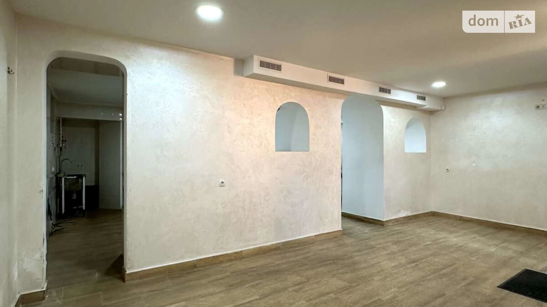 Продається офіс 70 кв. м в бізнес-центрі, цена: 49500 $ - фото 3