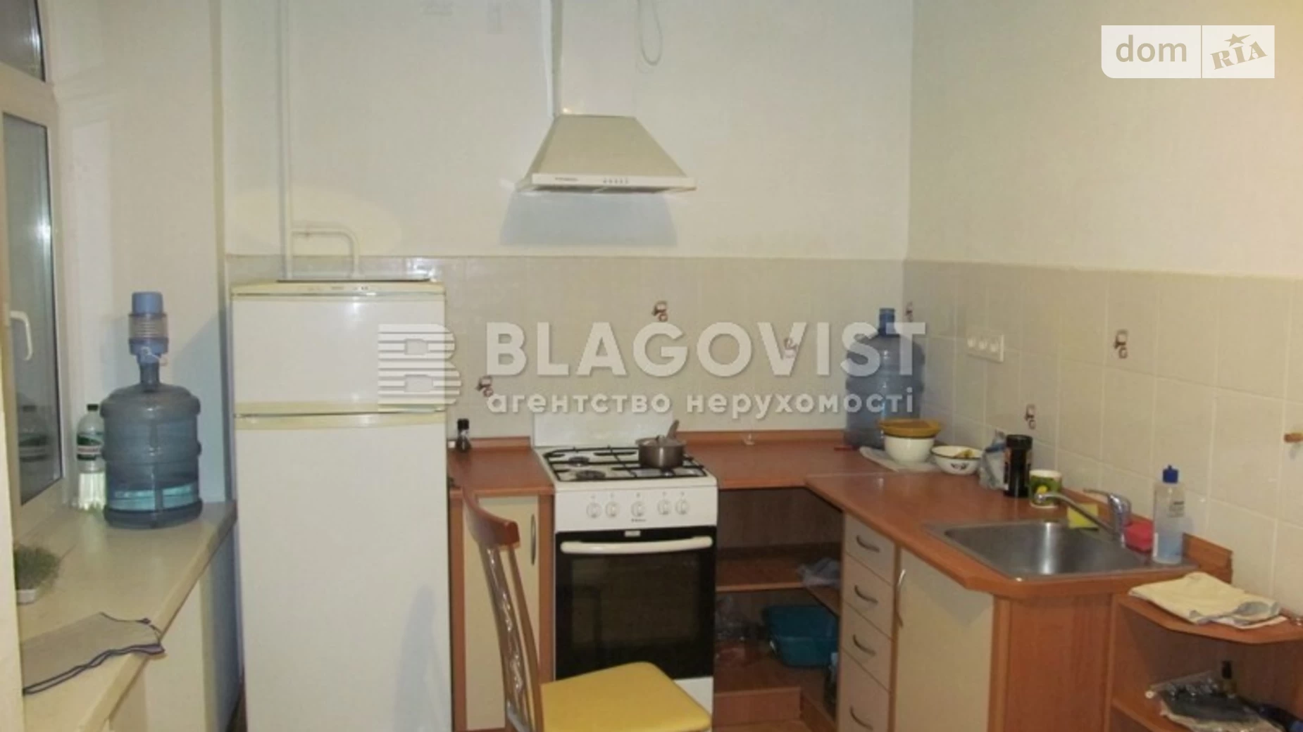 Продается 1-комнатная квартира 44 кв. м в Киеве, спуск Андреевский, 2Б