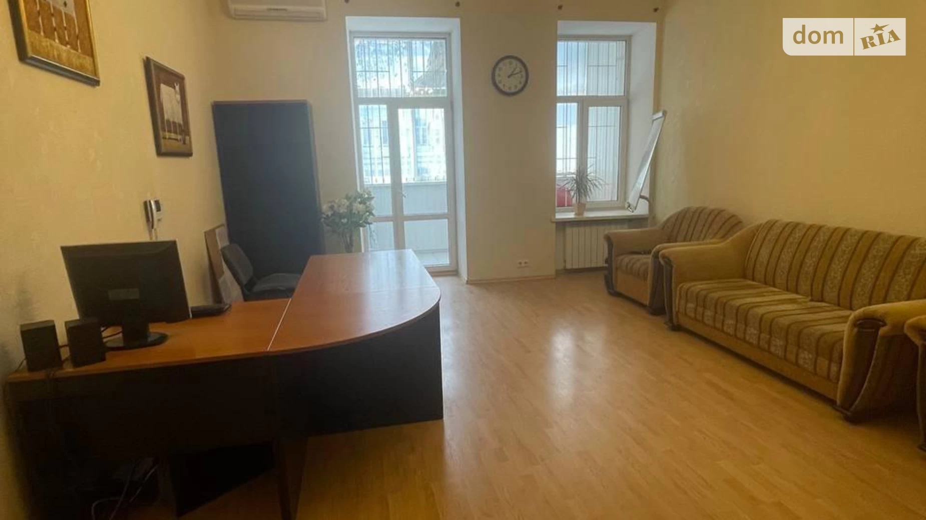 Продается 2-комнатная квартира 72 кв. м в Киеве, ул. Большая Васильковская, 97