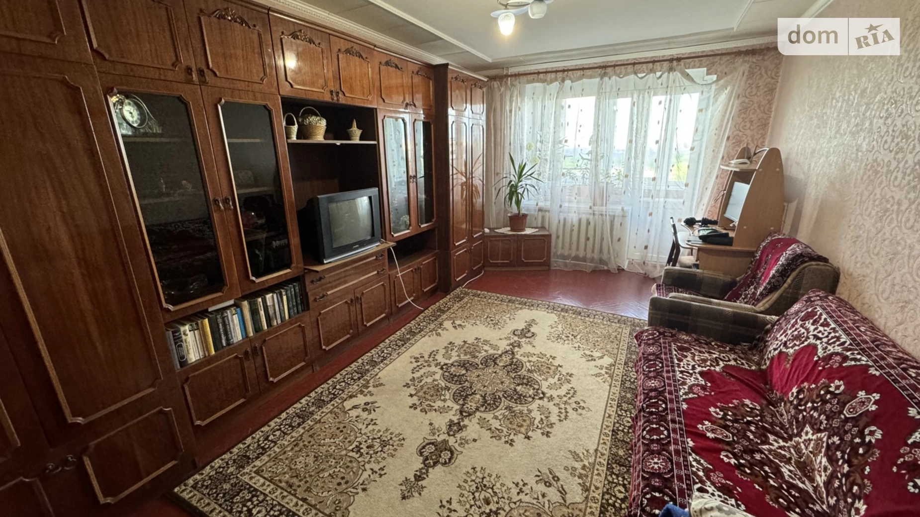 Продается 2-комнатная квартира 48 кв. м в Ровно, ул. Белая