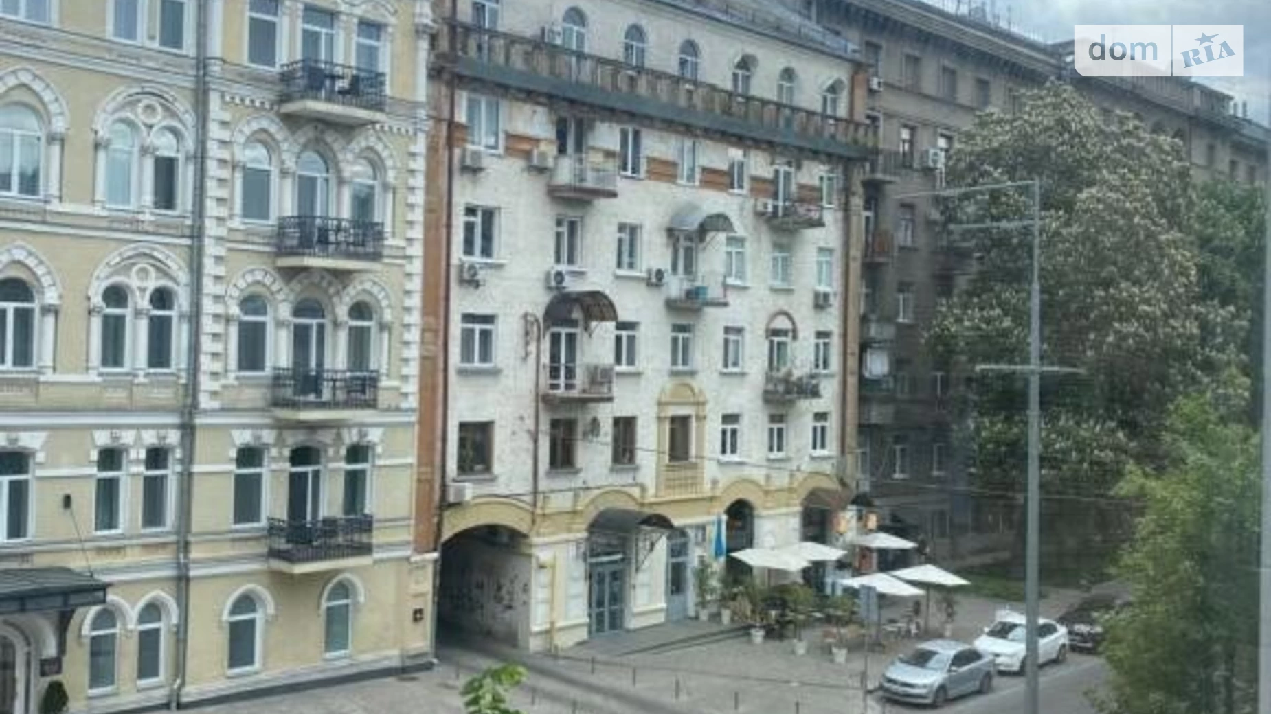 Продается 1-комнатная квартира 30 кв. м в Киеве, ул. Ивана Франко, 8А