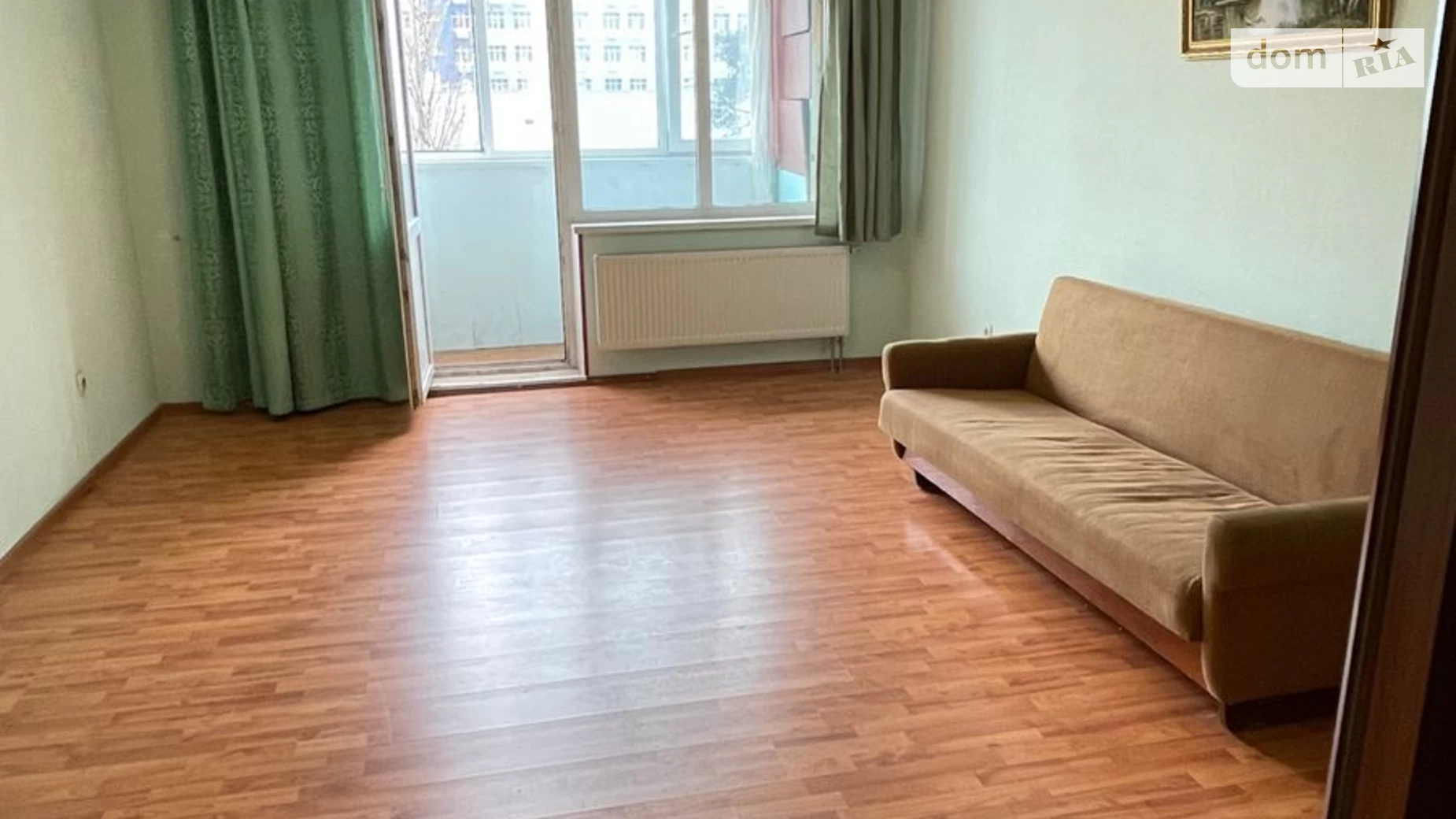Продается 1-комнатная квартира 58 кв. м в Киеве, ул. Петра Запорожца, 26А