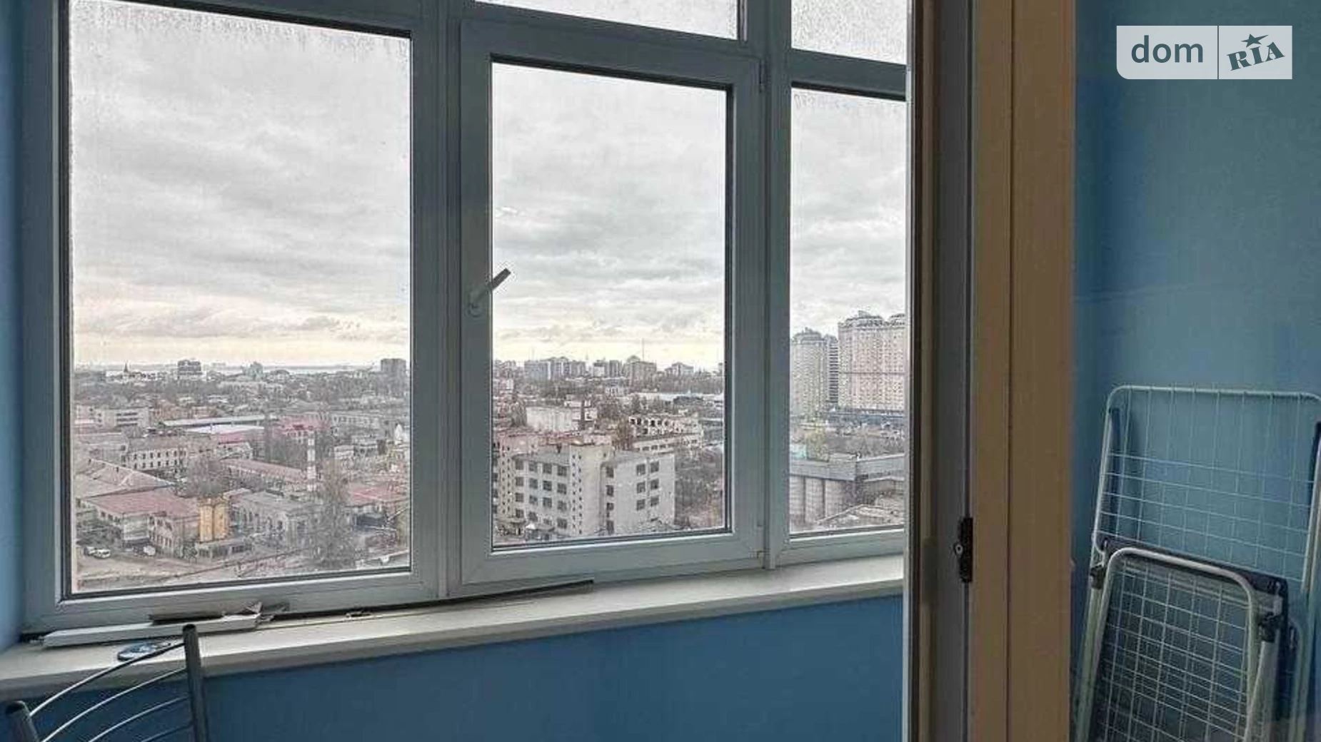 Продается 1-комнатная квартира 42 кв. м в Одессе, ул. Бассейная, 6А