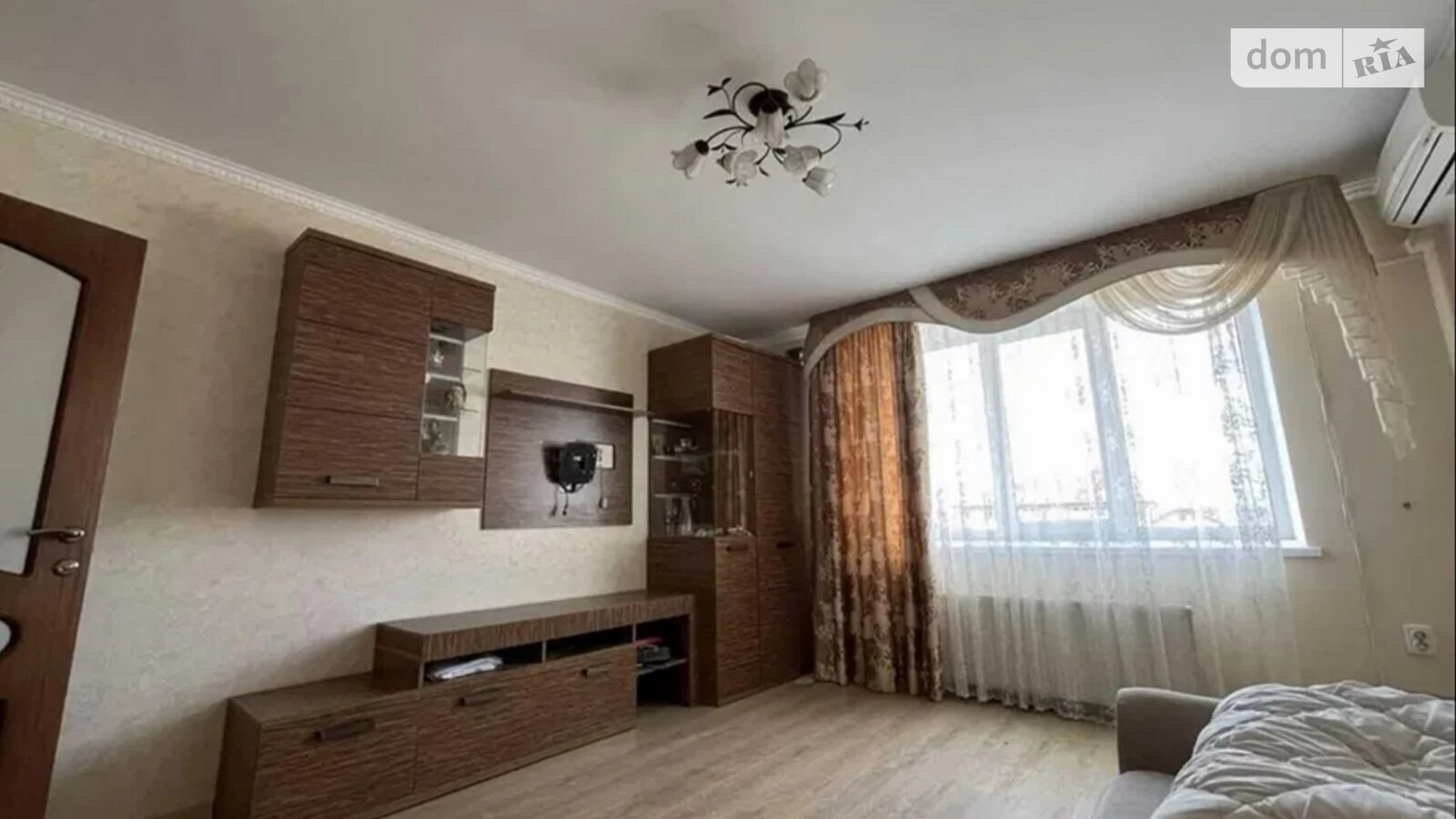 Продається 2-кімнатна квартира 57.5 кв. м у Крихівцях, вул. Крайня(Крайна) - фото 2