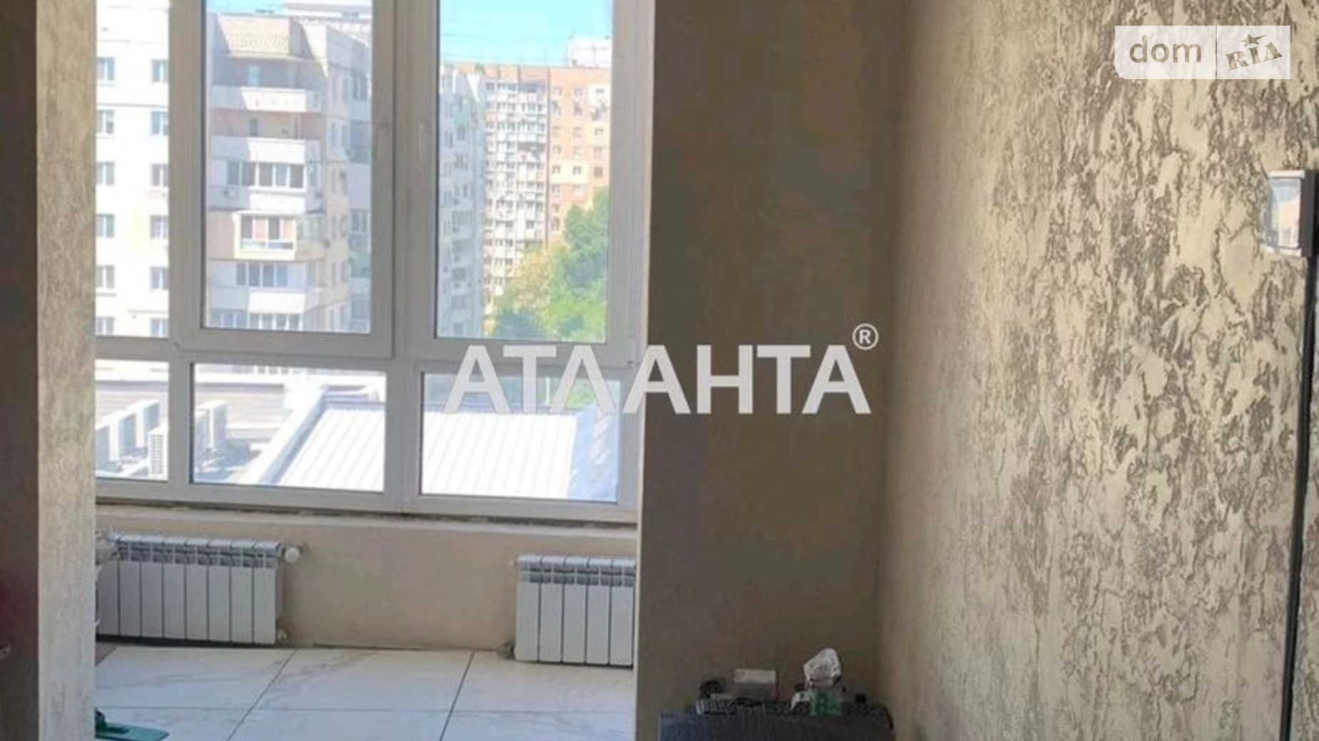 Продается 1-комнатная квартира 44.2 кв. м в Крыжановке, ул. Академика Сахарова, 5