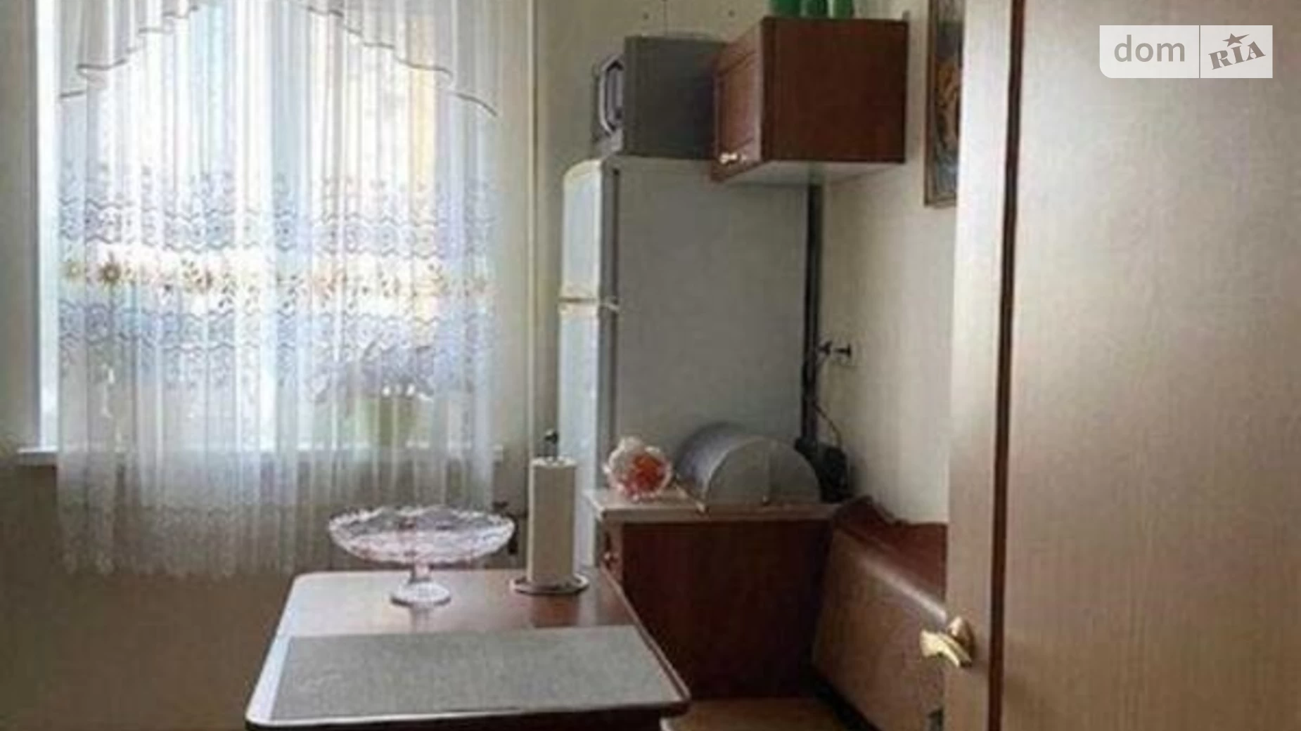 Продается 3-комнатная квартира 67 кв. м в Киеве, ул. Ирпенская, 64