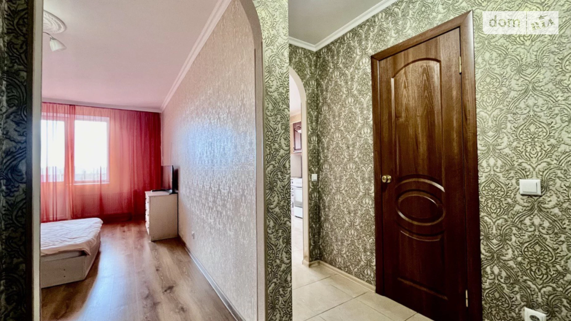 Продается 1-комнатная квартира 43 кв. м в Чернигове, просп. Михаила Грушевского(1-го Мая) - фото 4