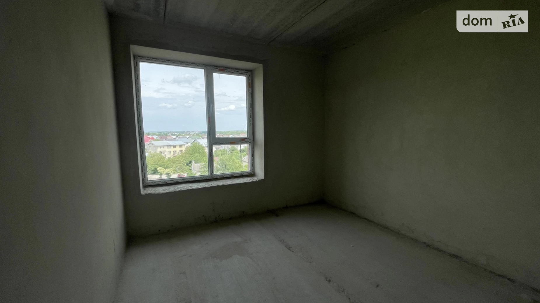 Продается 3-комнатная квартира 73 кв. м в Ивано-Франковске, ул. Павла Полуботка