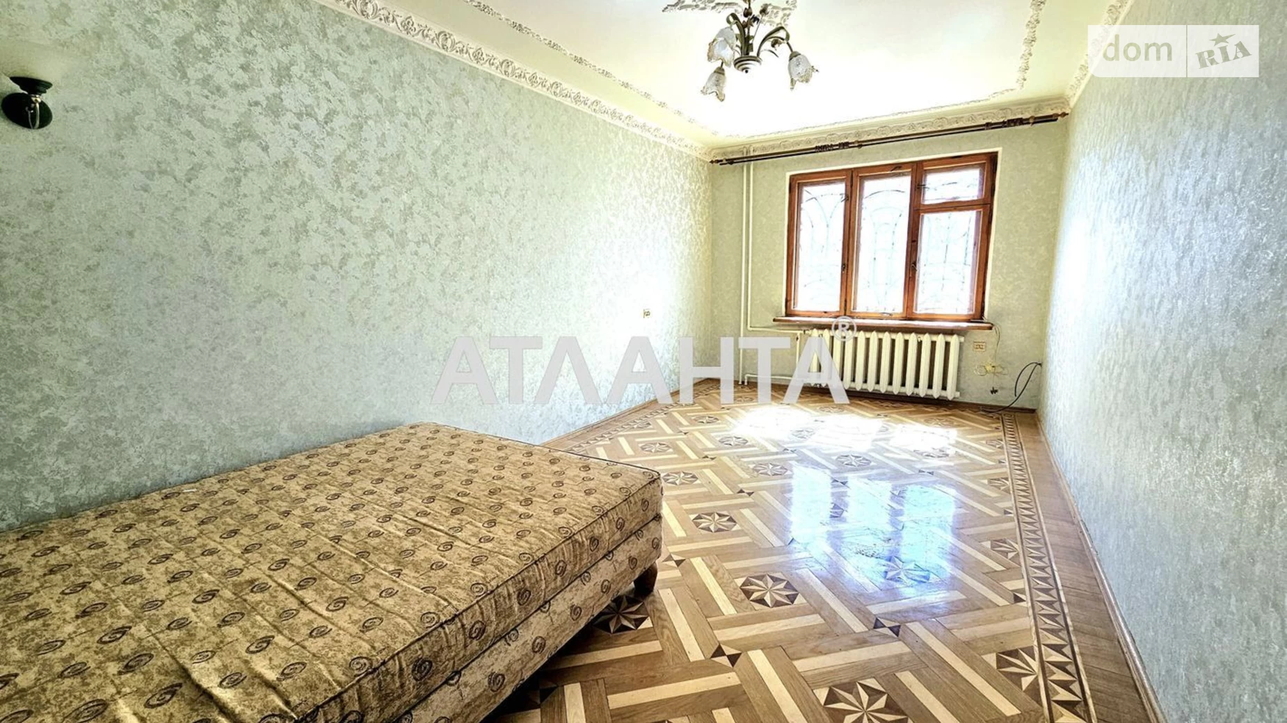 Продается 4-комнатная квартира 90.4 кв. м в Одессе, Фонтанская дор. - фото 3