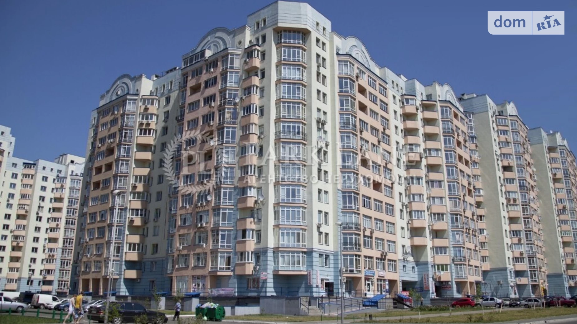 Продается 3-комнатная квартира 98 кв. м в Киеве, ул. Юлии Здановской(Михаила Ломоносова), 54