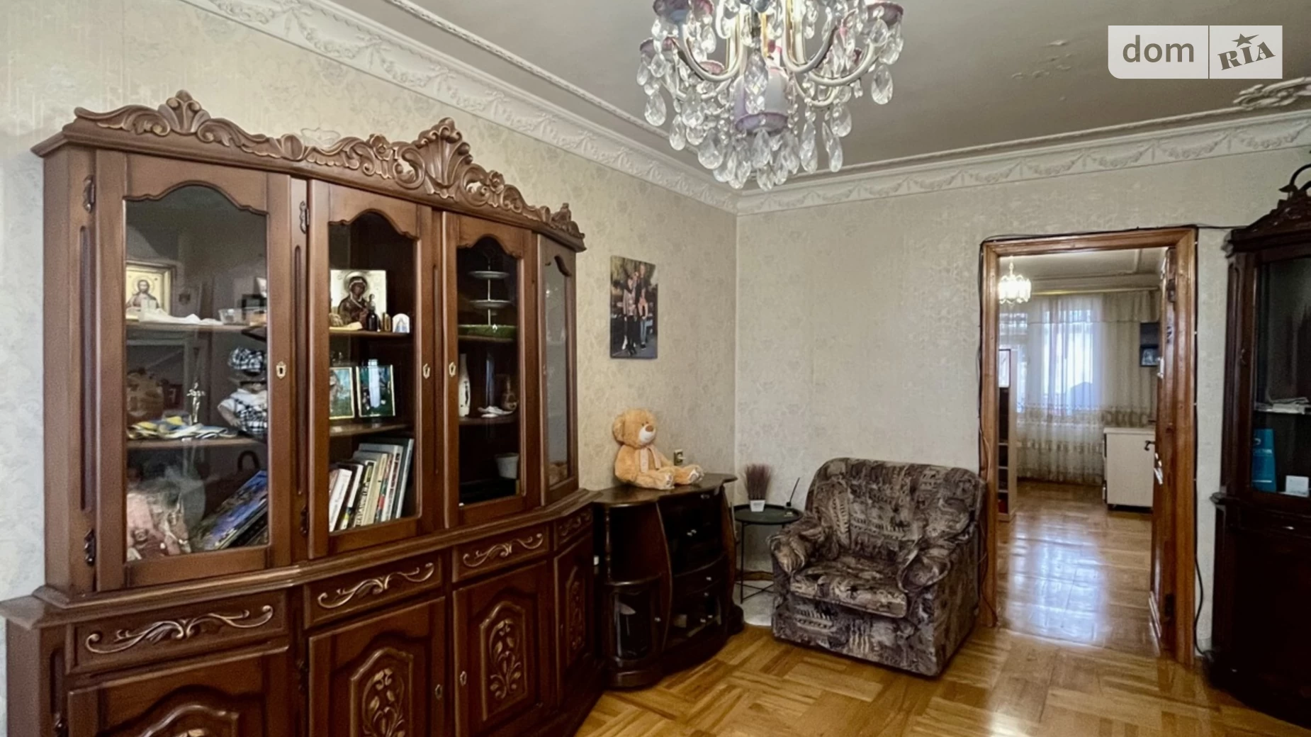 Продается 3-комнатная квартира 64 кв. м в Днепре, просп. Героев
