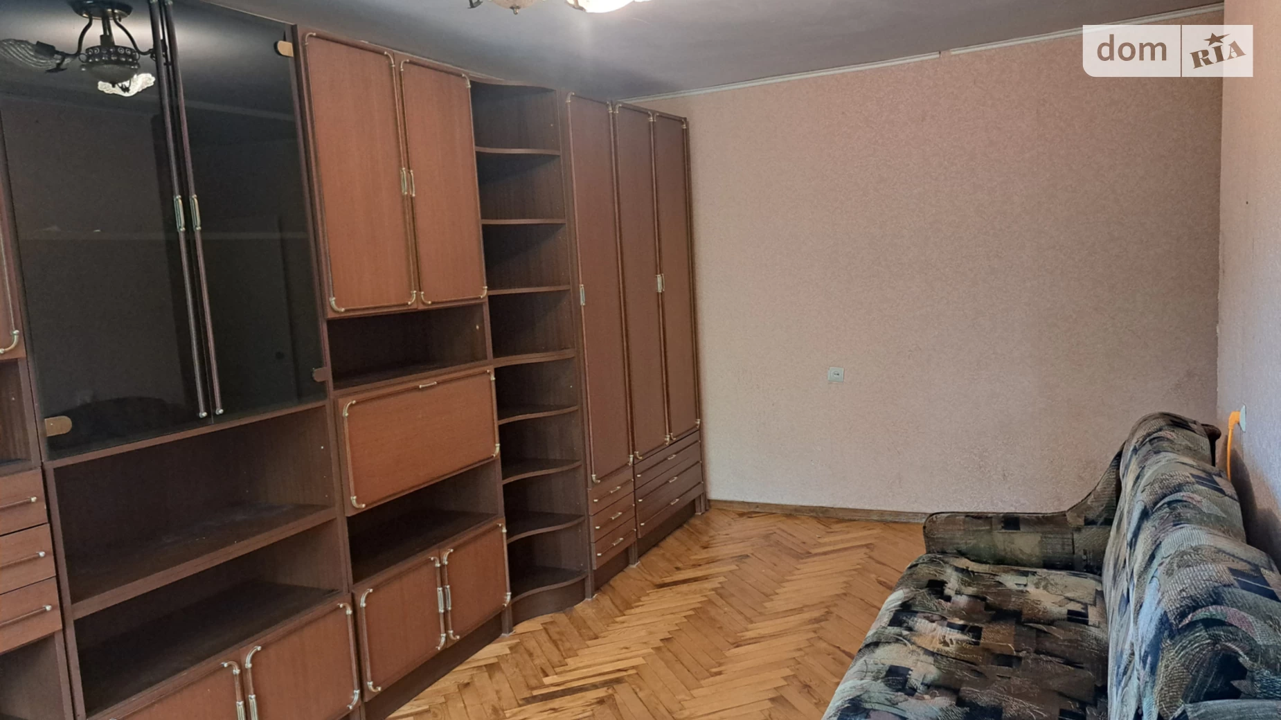 Продается 2-комнатная квартира 48 кв. м в Днепре, ул. Казакевича, 6