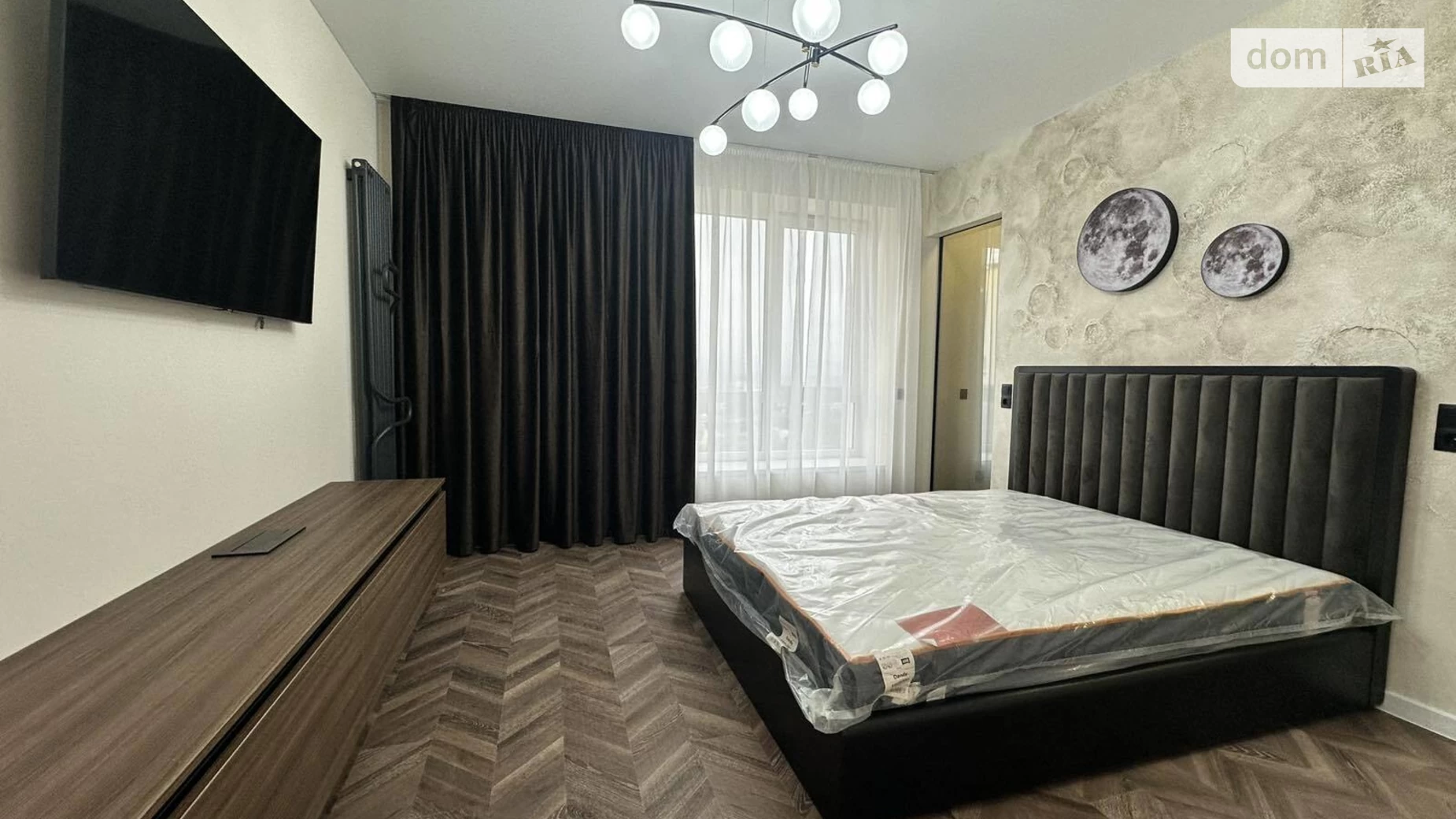 Продается 3-комнатная квартира 96 кв. м в Ивано-Франковске, ул. Приозерная, 28 - фото 4