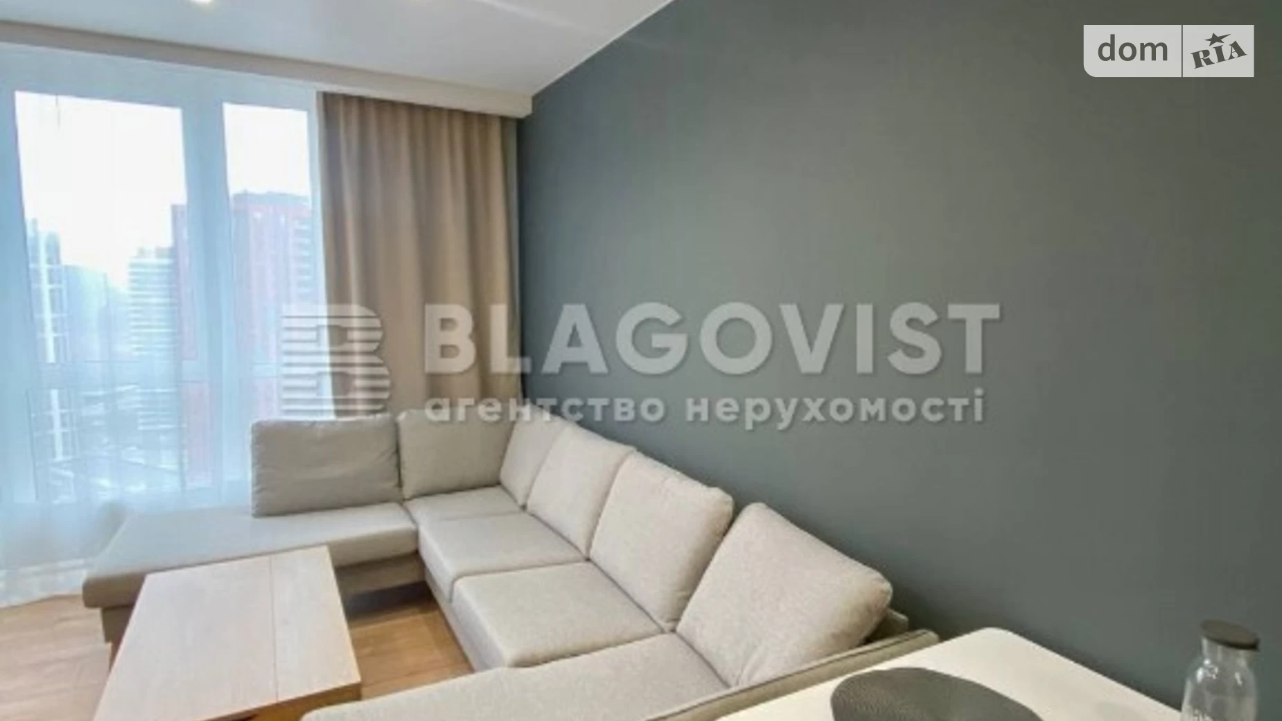 Продается 2-комнатная квартира 69.7 кв. м в Киеве, просп. Европейского Союза(Правды), 44