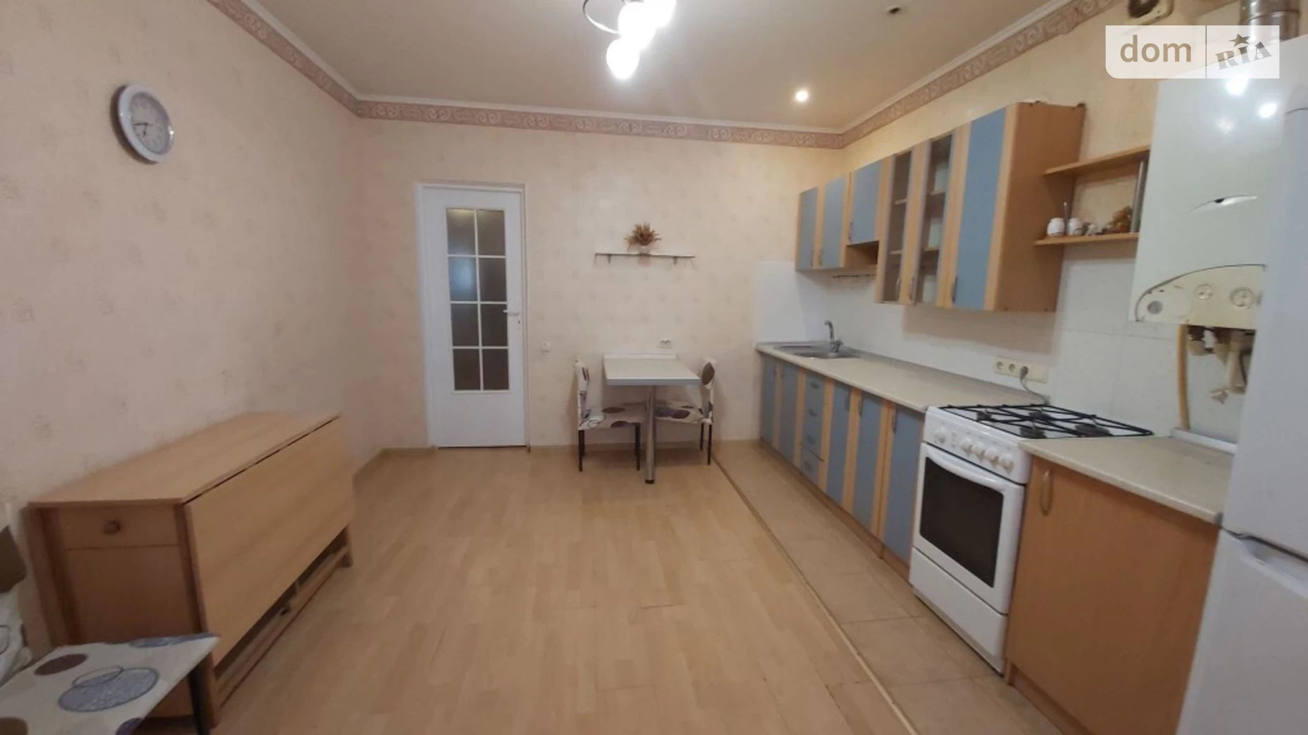 Продается 1-комнатная квартира 52.5 кв. м в Черноморске, ул. Парковая - фото 4