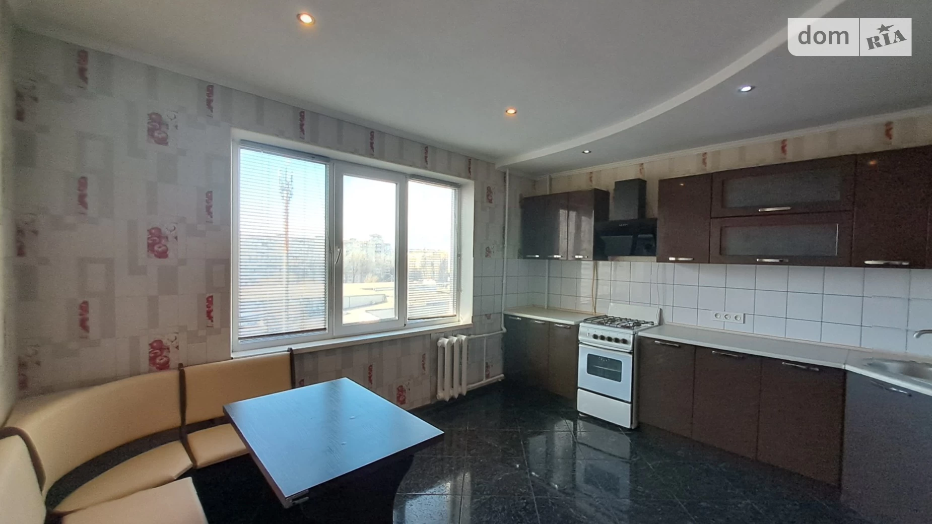Продается 2-комнатная квартира 72 кв. м в Одессе, ул. Палия Семена
