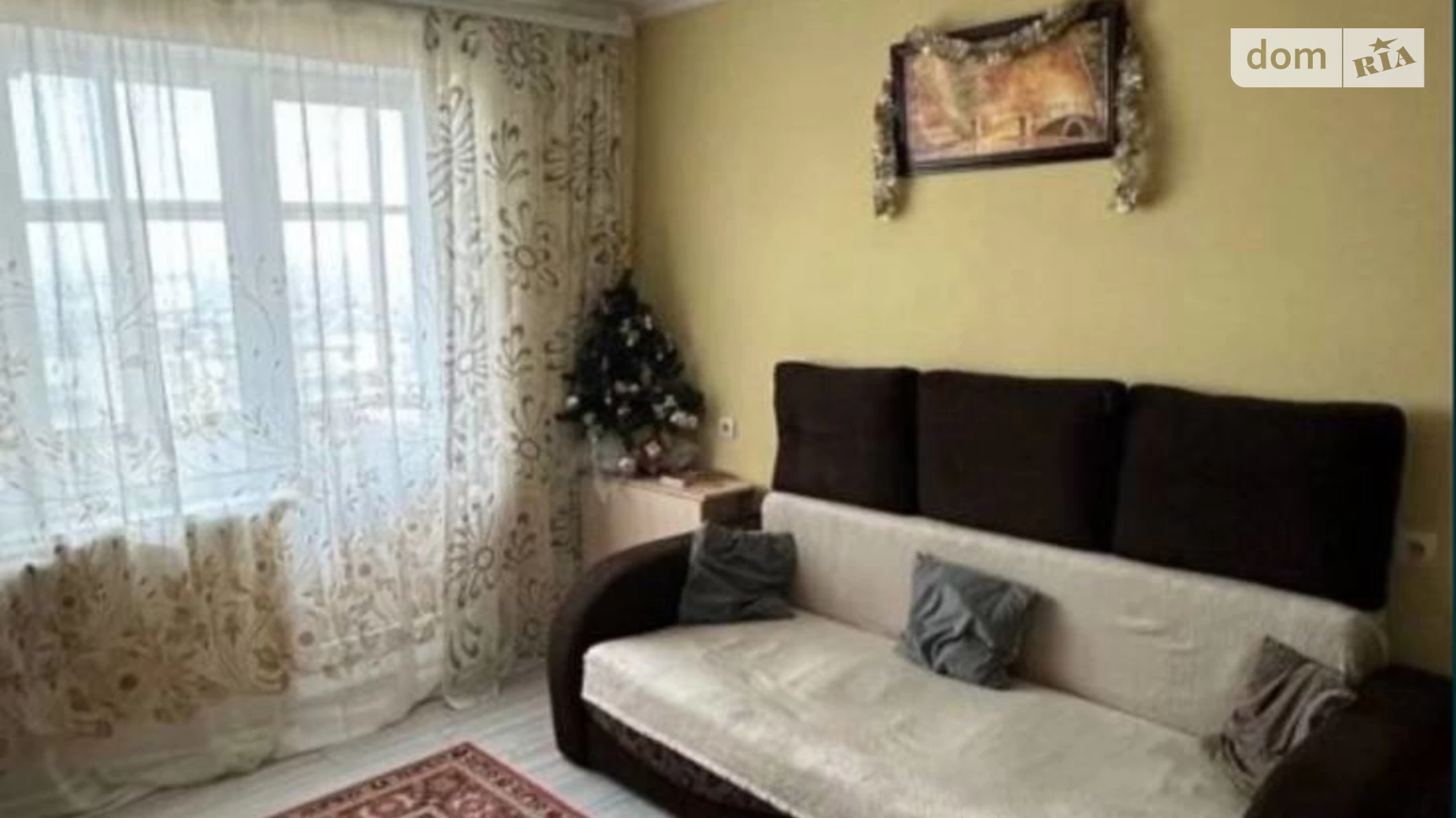 Продается 3-комнатная квартира 75 кв. м в Черновцах
