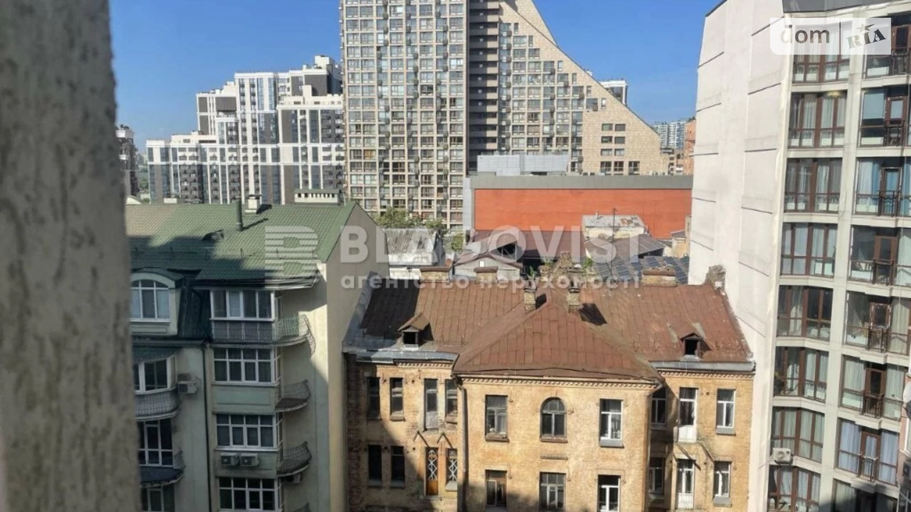 Продается 1-комнатная квартира 54 кв. м в Киеве, ул. Дмитриевская, 56А - фото 2
