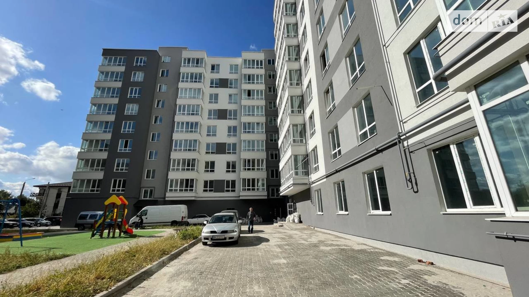 Продается 2-комнатная квартира 57.2 кв. м в Ровно, ул. Гурия Бухала, 13 - фото 2