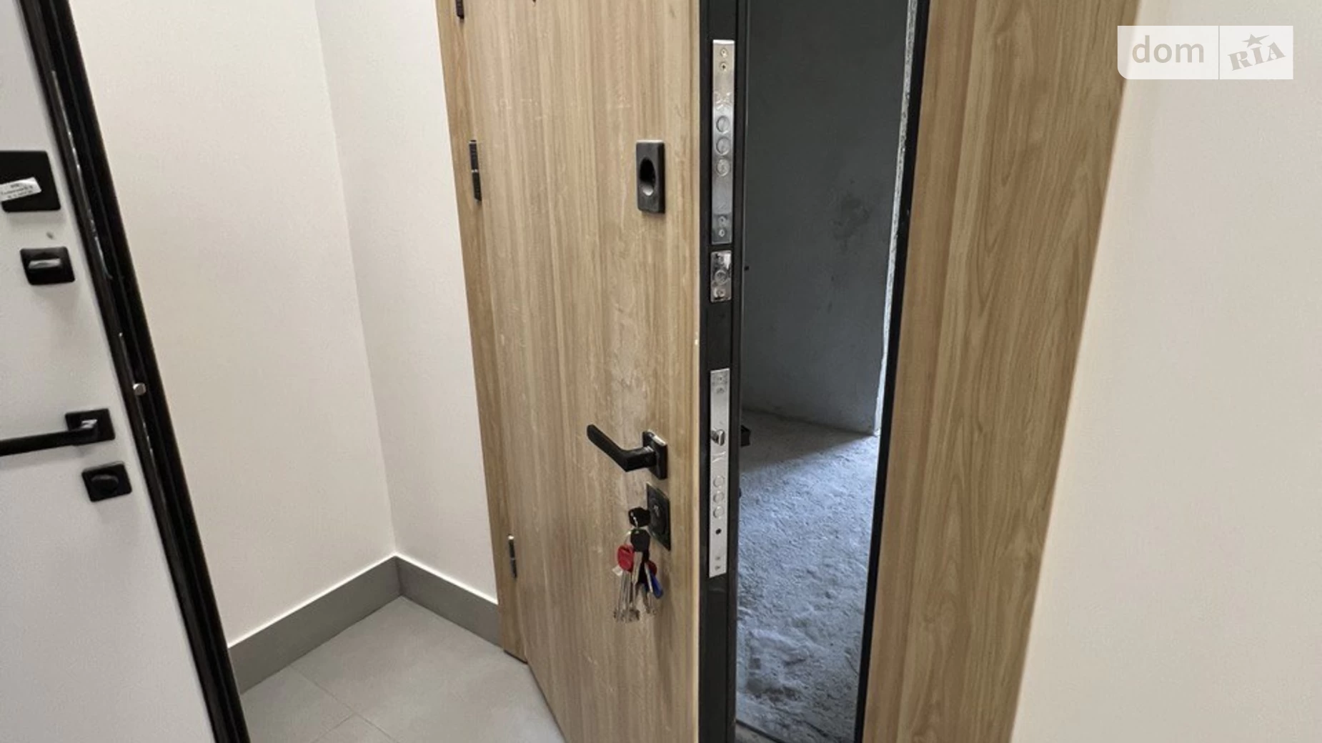 Продается 1-комнатная квартира 42 кв. м в Ирпене, ул. Рыльского, 5 - фото 3