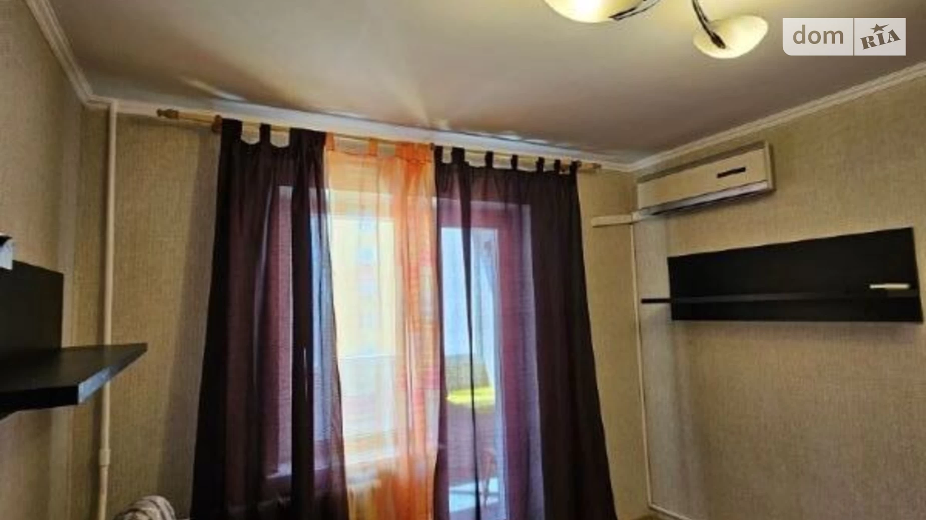 Продается 2-комнатная квартира 55.2 кв. м в Киеве, ул. Миропольская, 37Б