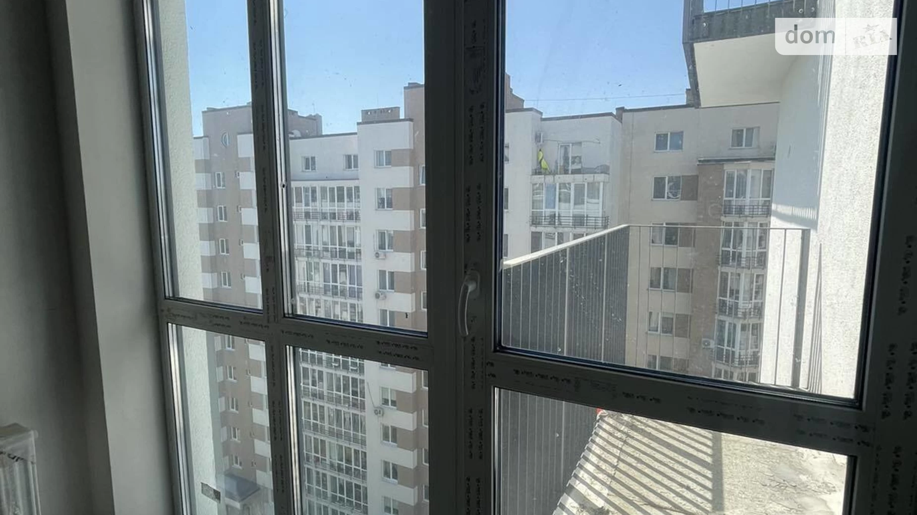 Продается 1-комнатная квартира 45 кв. м в Львове, ул. Малоголоскивская