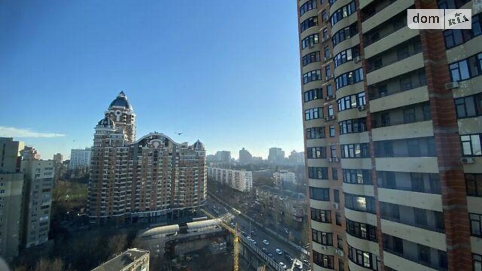 Продается 1-комнатная квартира 53.6 кв. м в Киеве, бул. Леси Украинки, 7В - фото 2