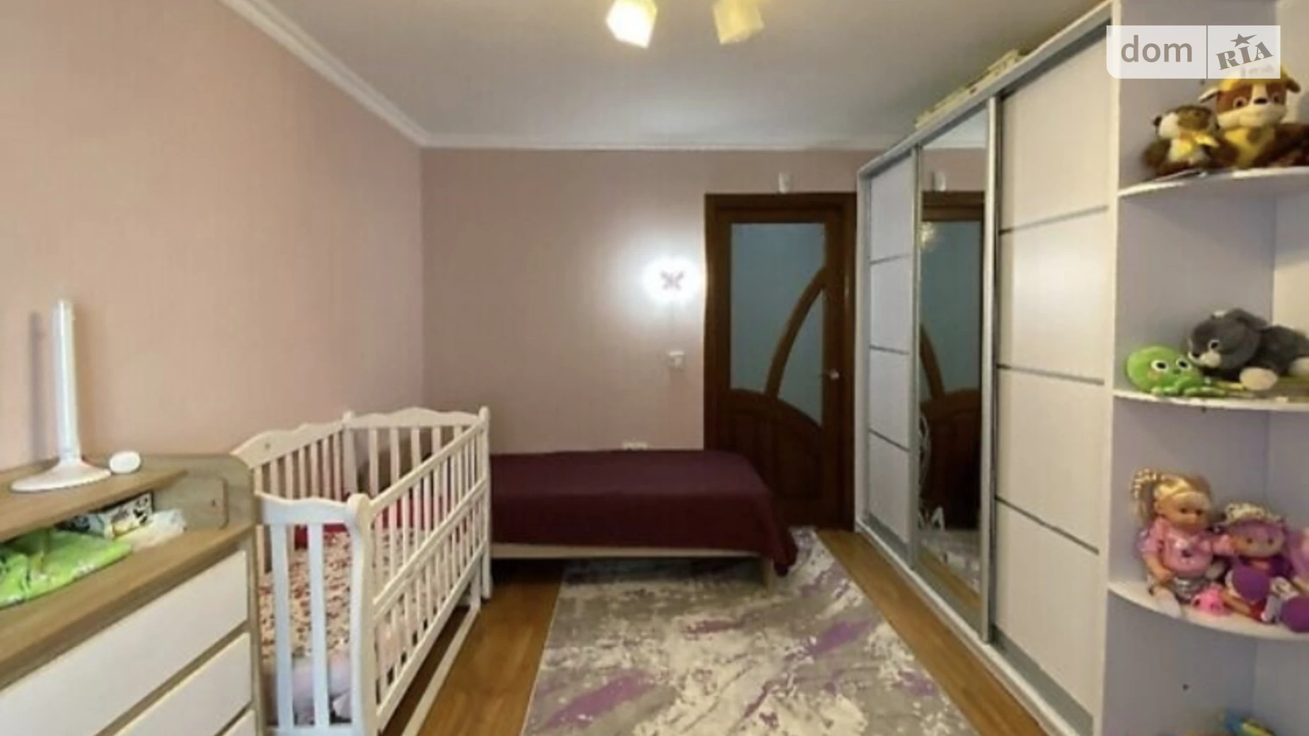 Продается 3-комнатная квартира 86 кв. м в Виннице, ул. Антонова Олега, 27